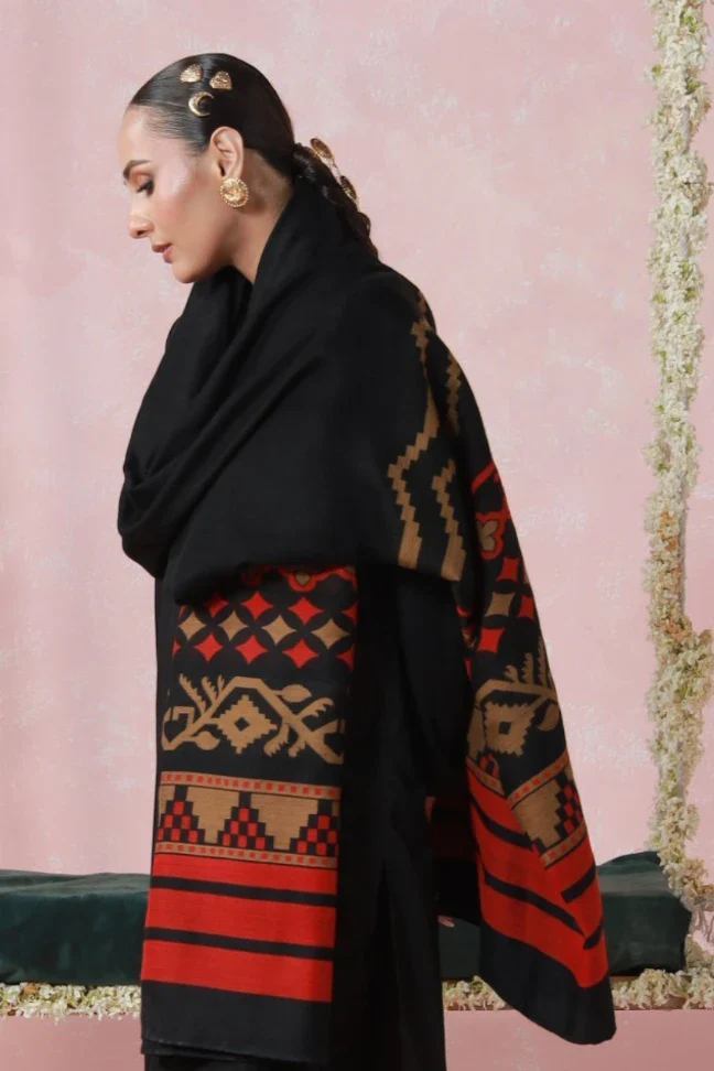 Aghaaz Weaved Shawl - Black - Image 5