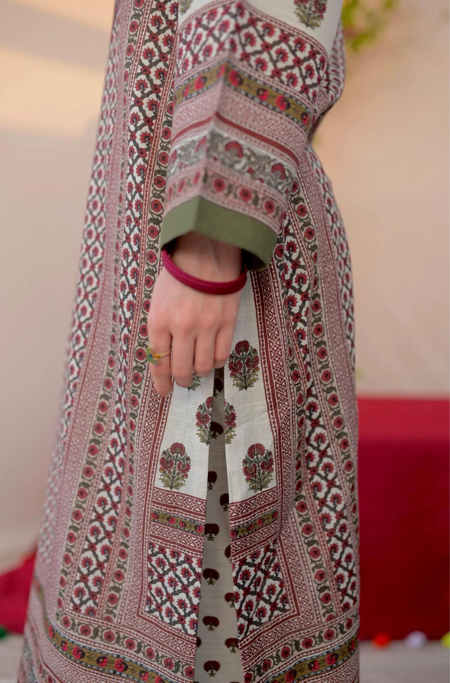 Arzoo Co-ord Set - Off White & Maroon - Image 8
