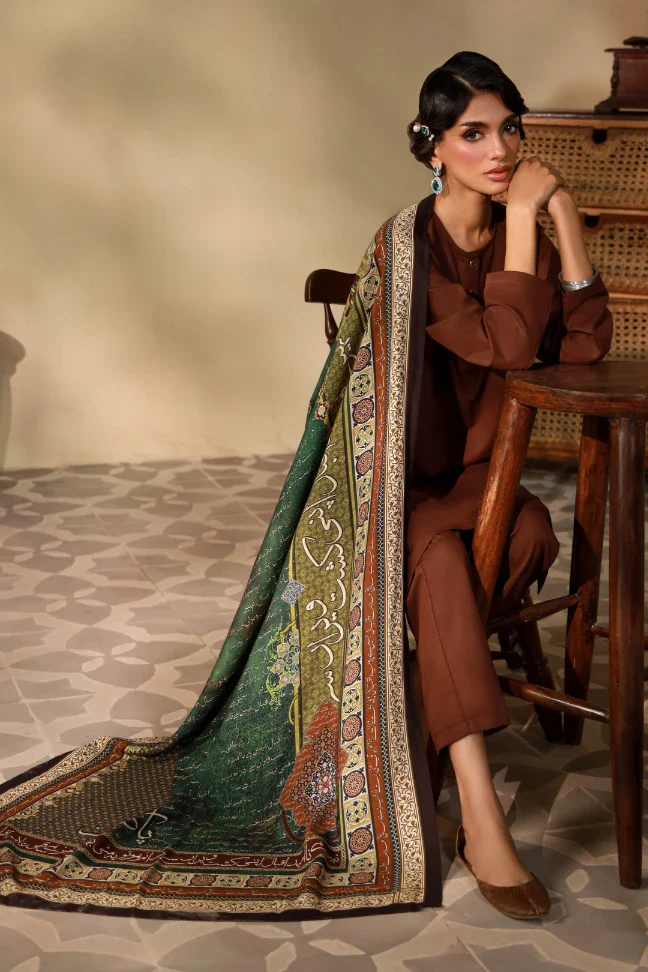 Azaad Odhni - Image 5