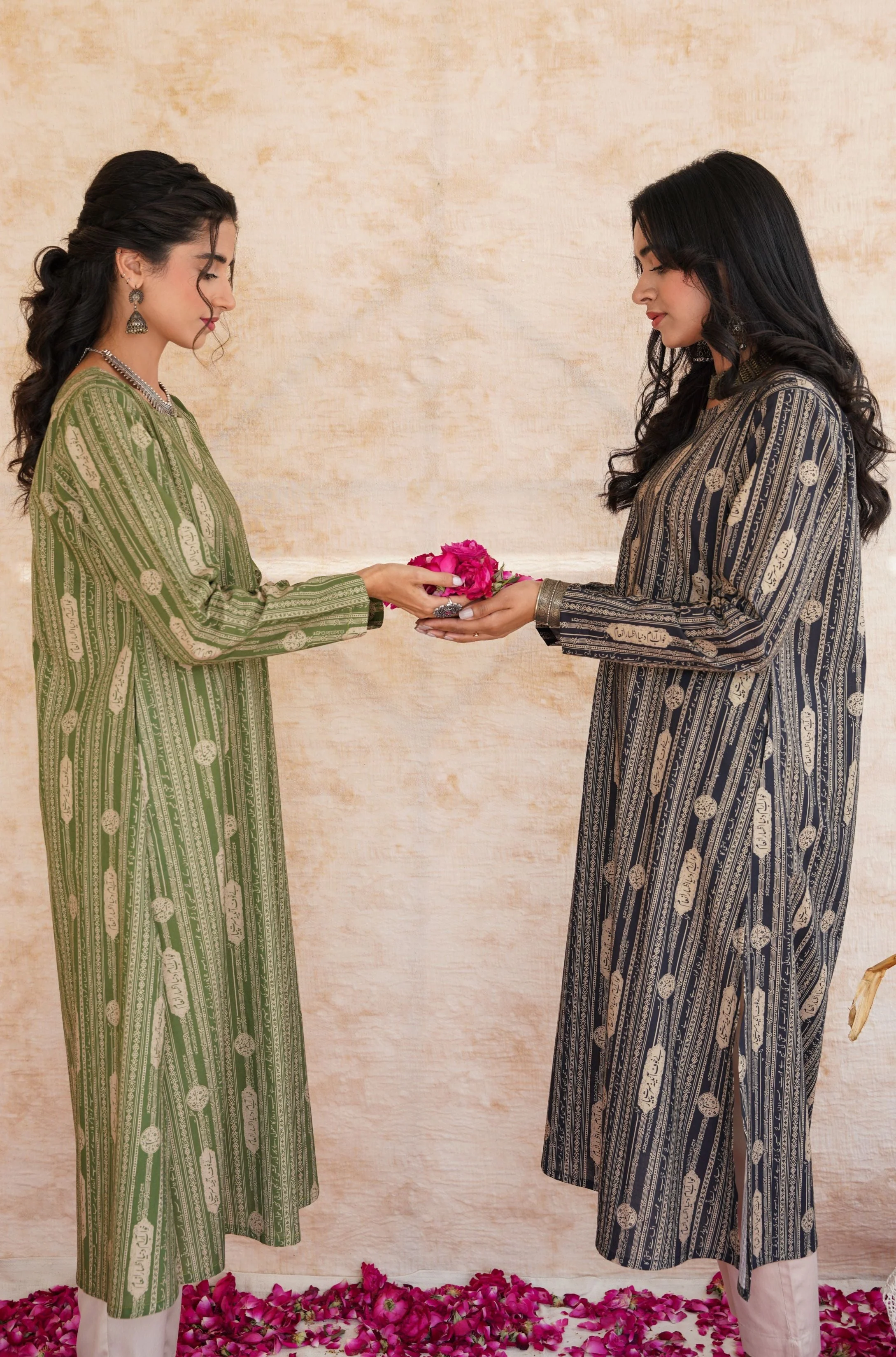 Azmat Kurta - Green - Image 6