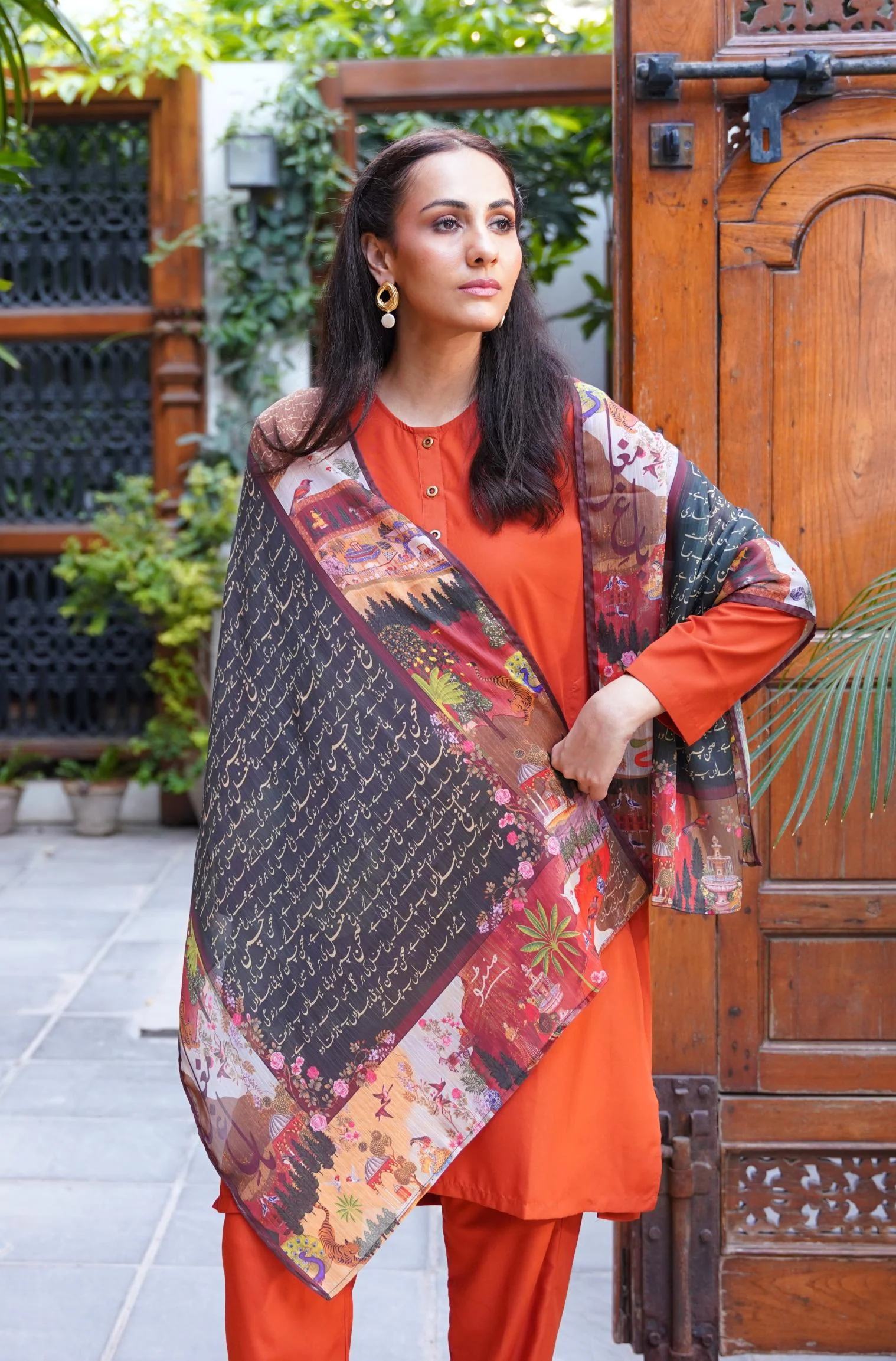 Bagh-e-Mughal Scarf - Green - Image 4