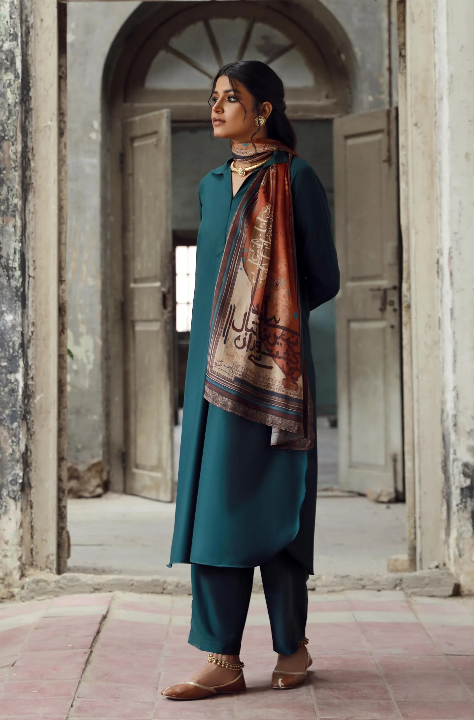 Dasht Scarf - Rust - Image 3