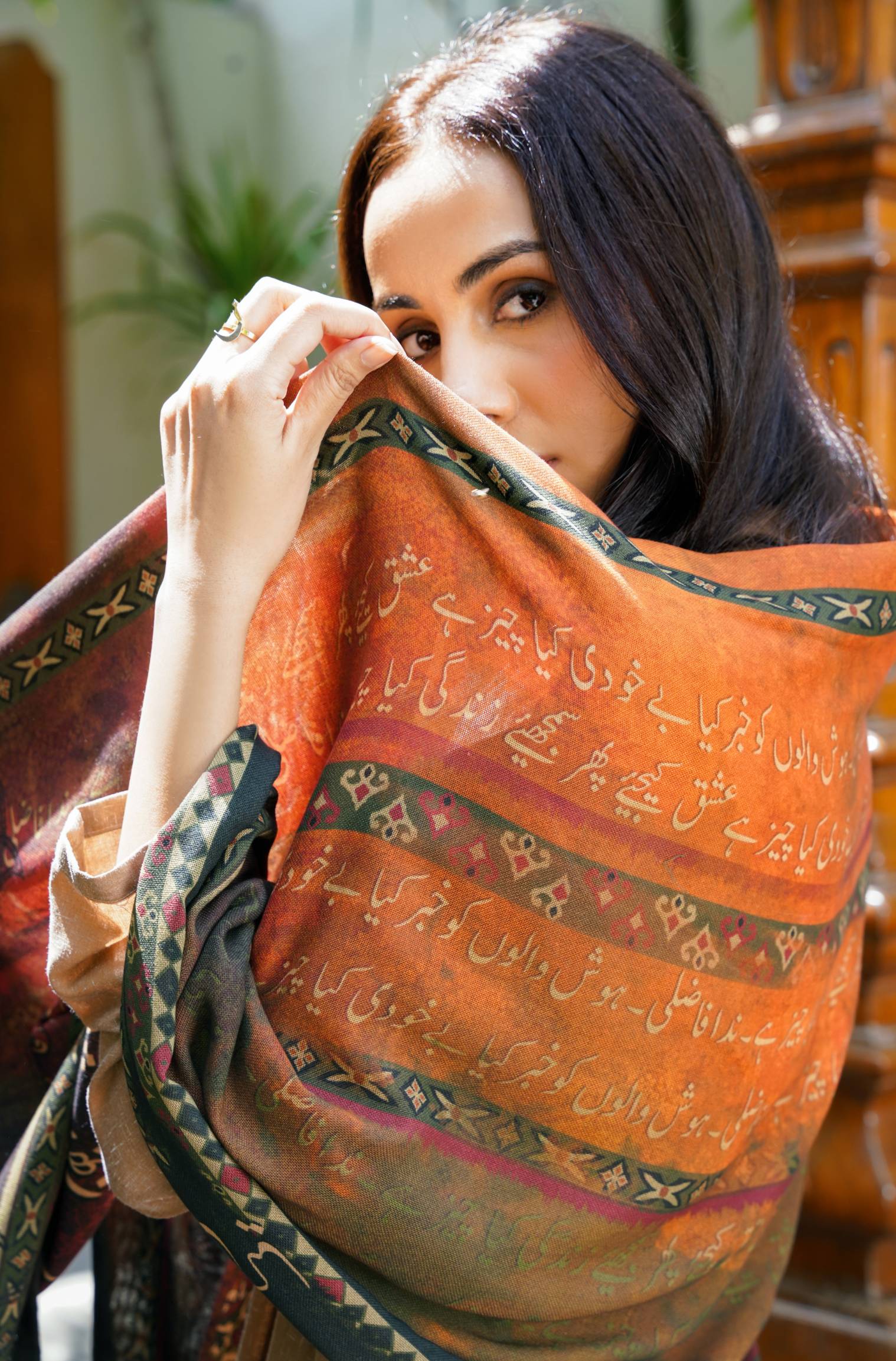 Diyar-e-Ishq Stole - Rust - Image 4