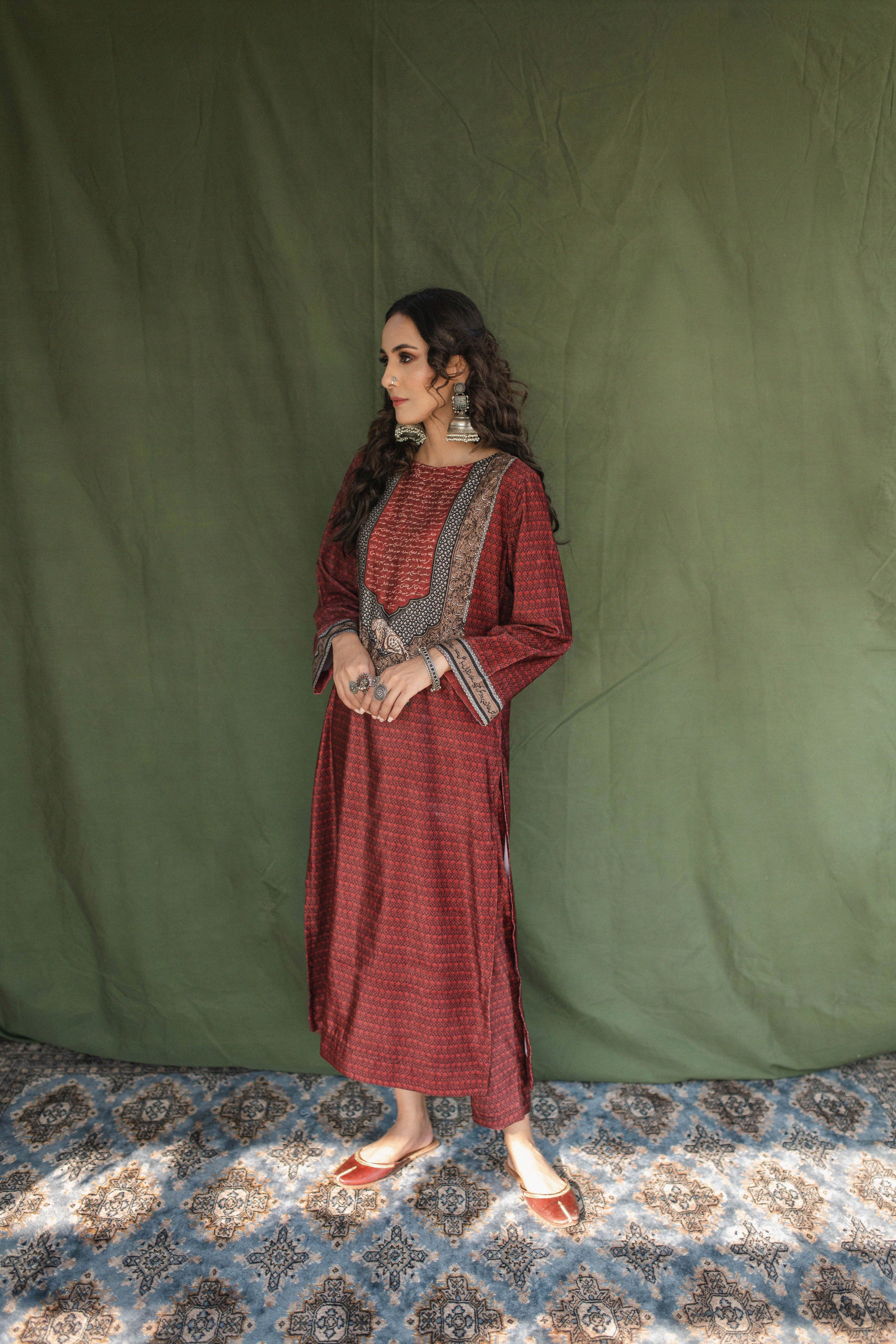 Esra Velvet Co-ord Set - Maroon - Image 5