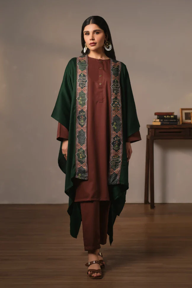 Fanaa Cape - Image 2
