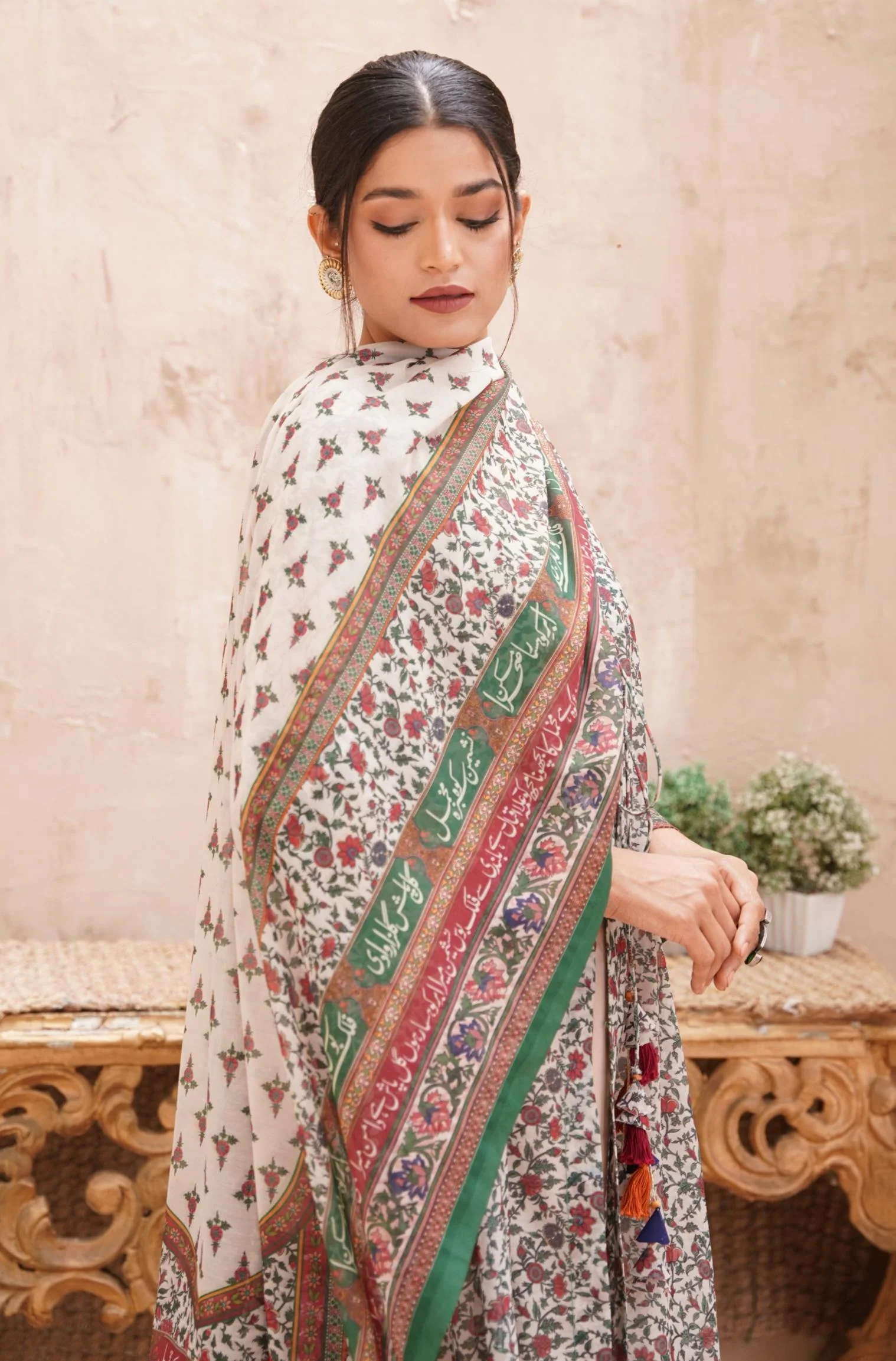 Fitrat Dupatta - Green - Image 2