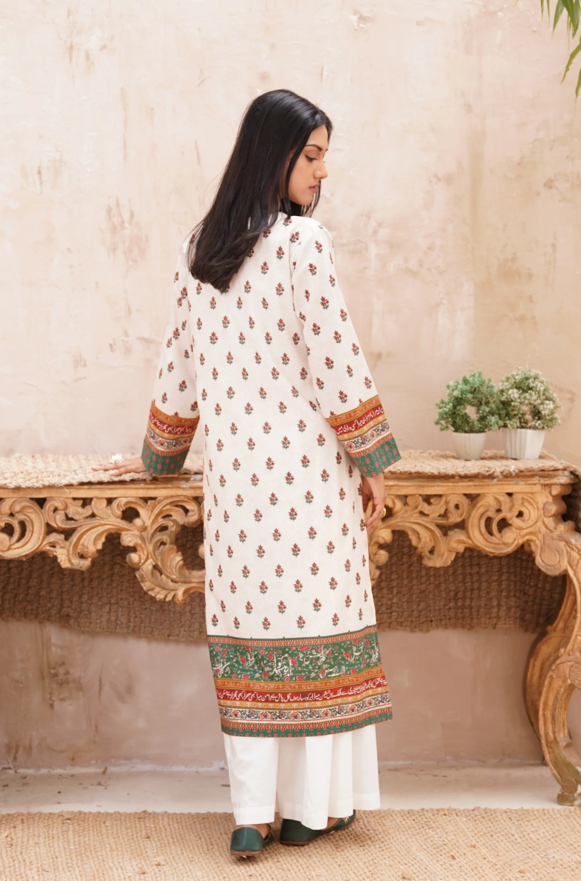 Fitrat Kurta - Off White & Green - Image 3
