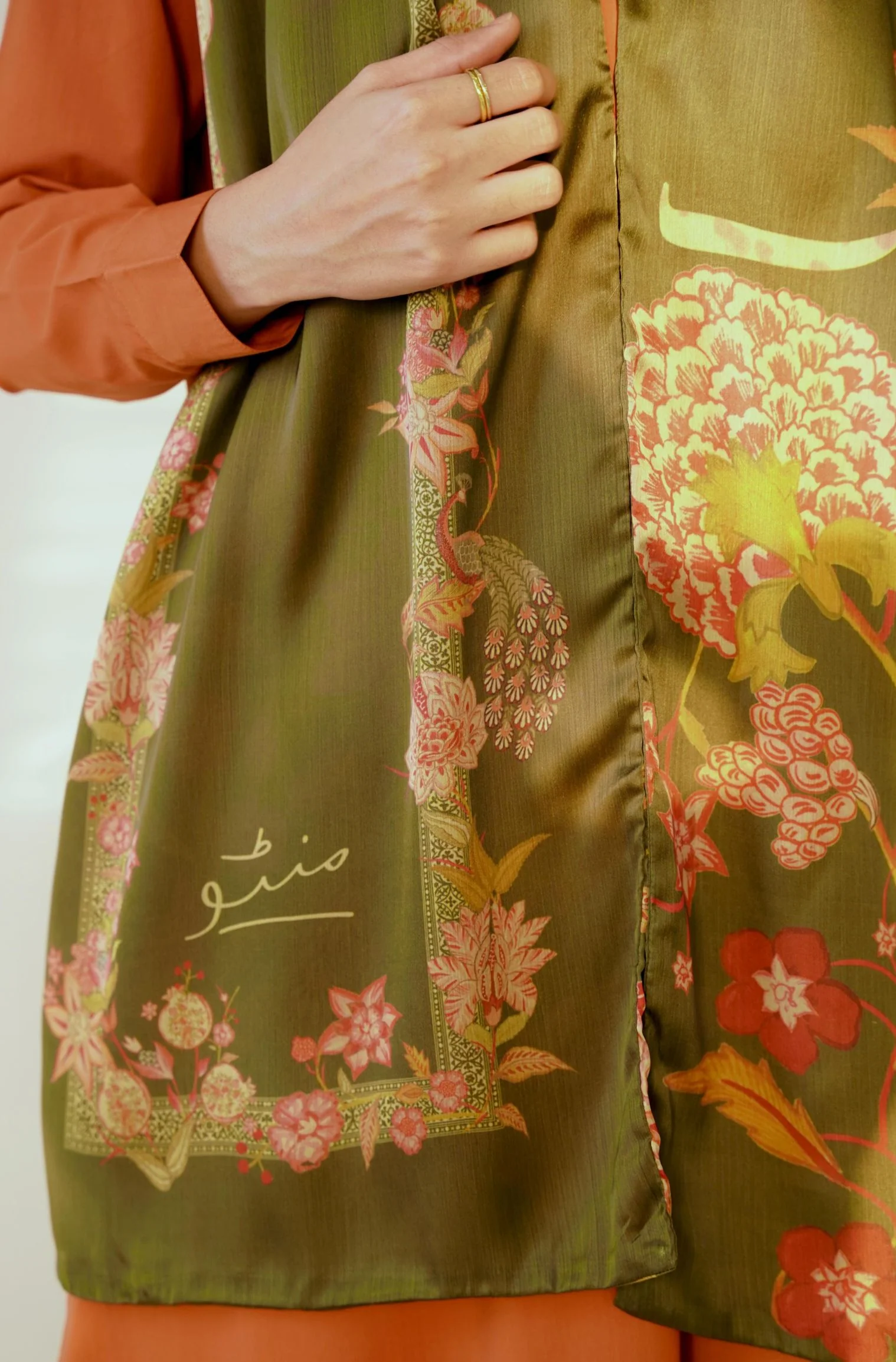 Gulnaar Stole - Green - Image 9