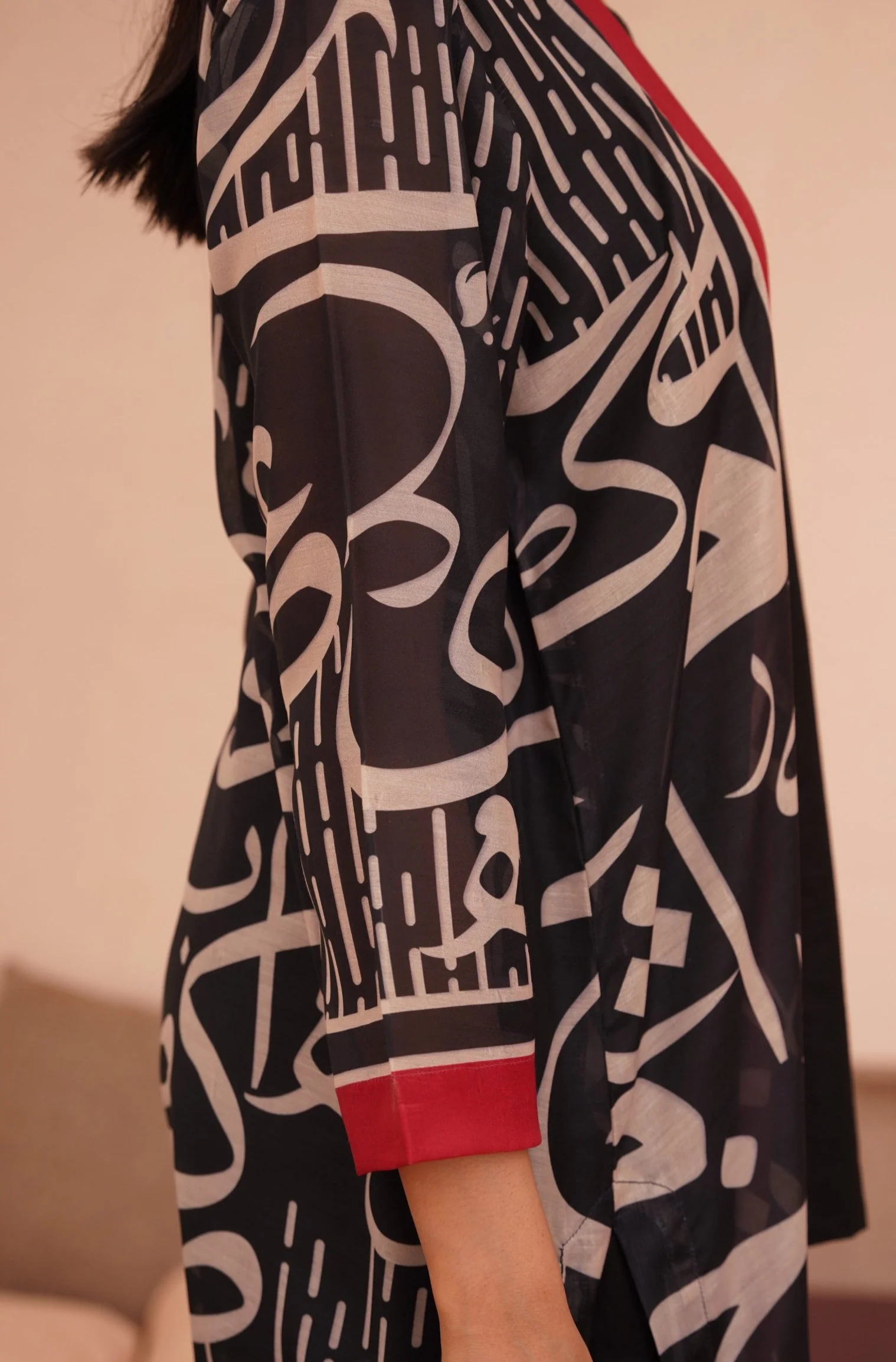 Huroof Shrug - Black - Image 4