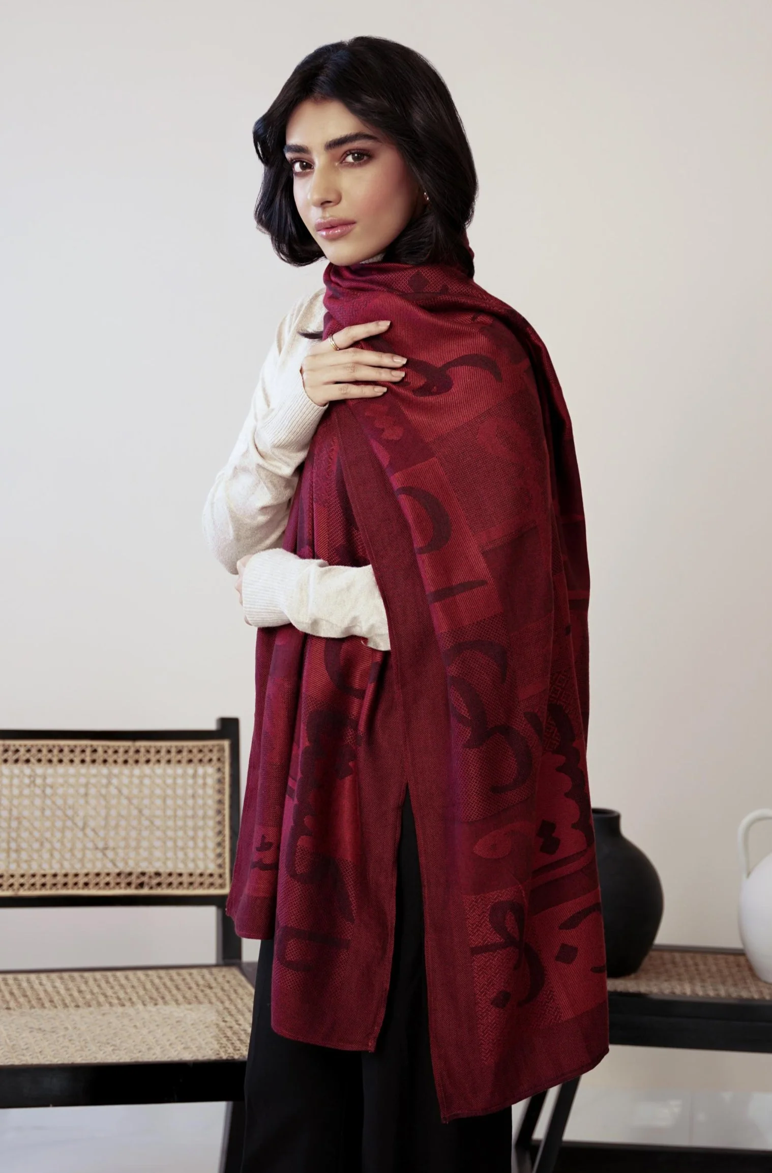 Jazba Weaved Stole - Maroon - Image 4