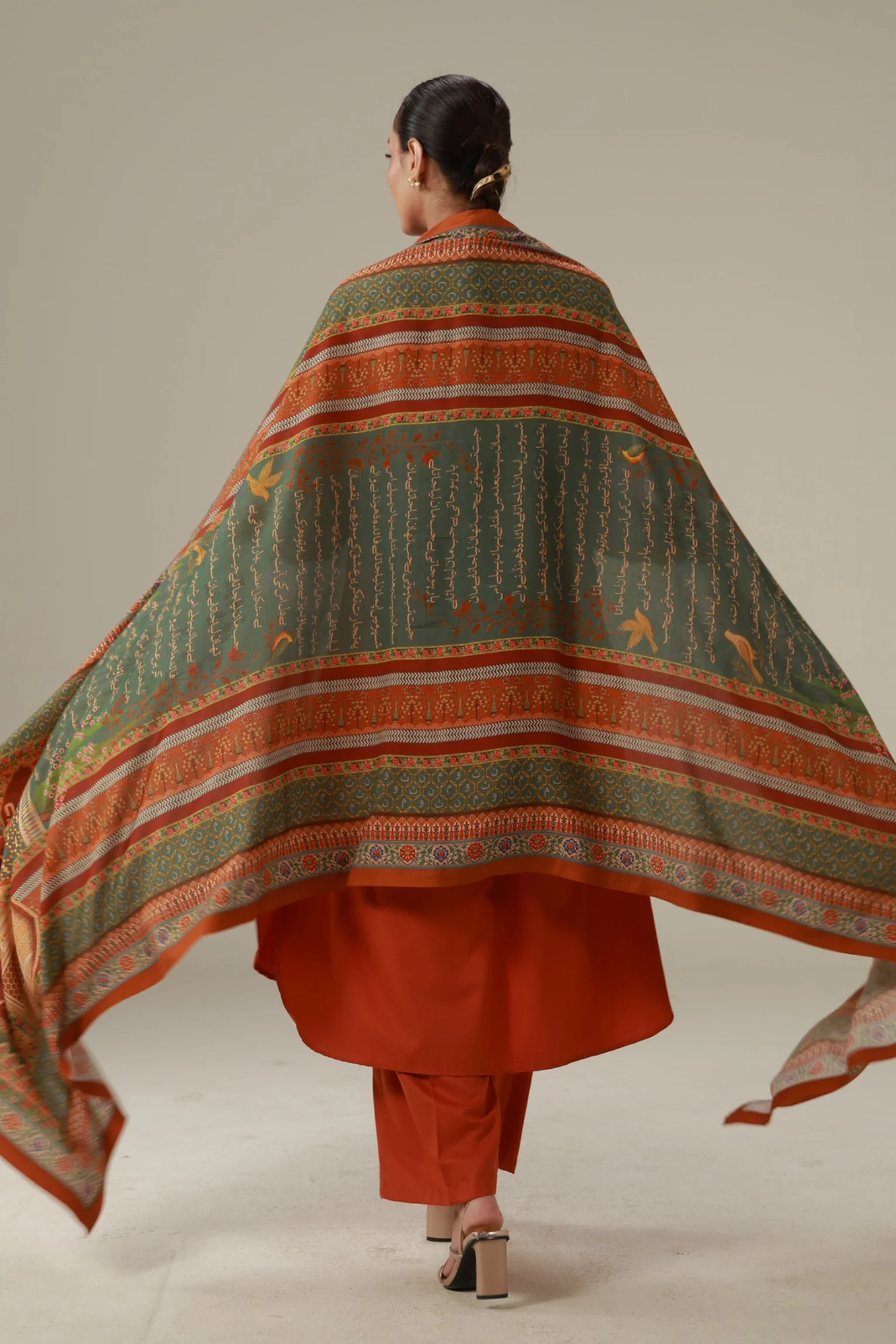 Jhalak Odhni - Image 4