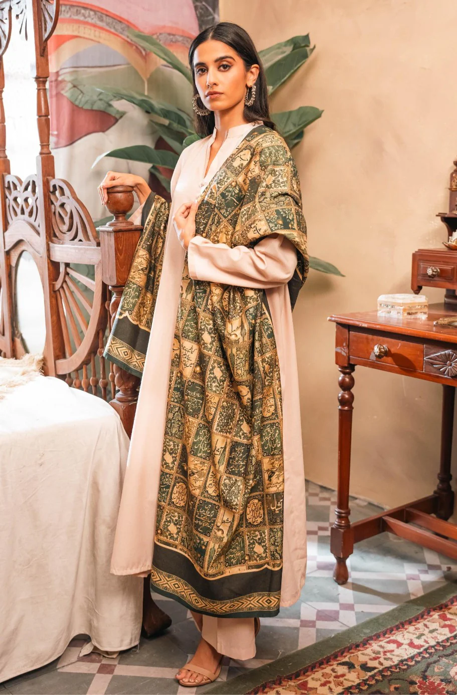 Jugnu Odhni - Royal Green - Image 5