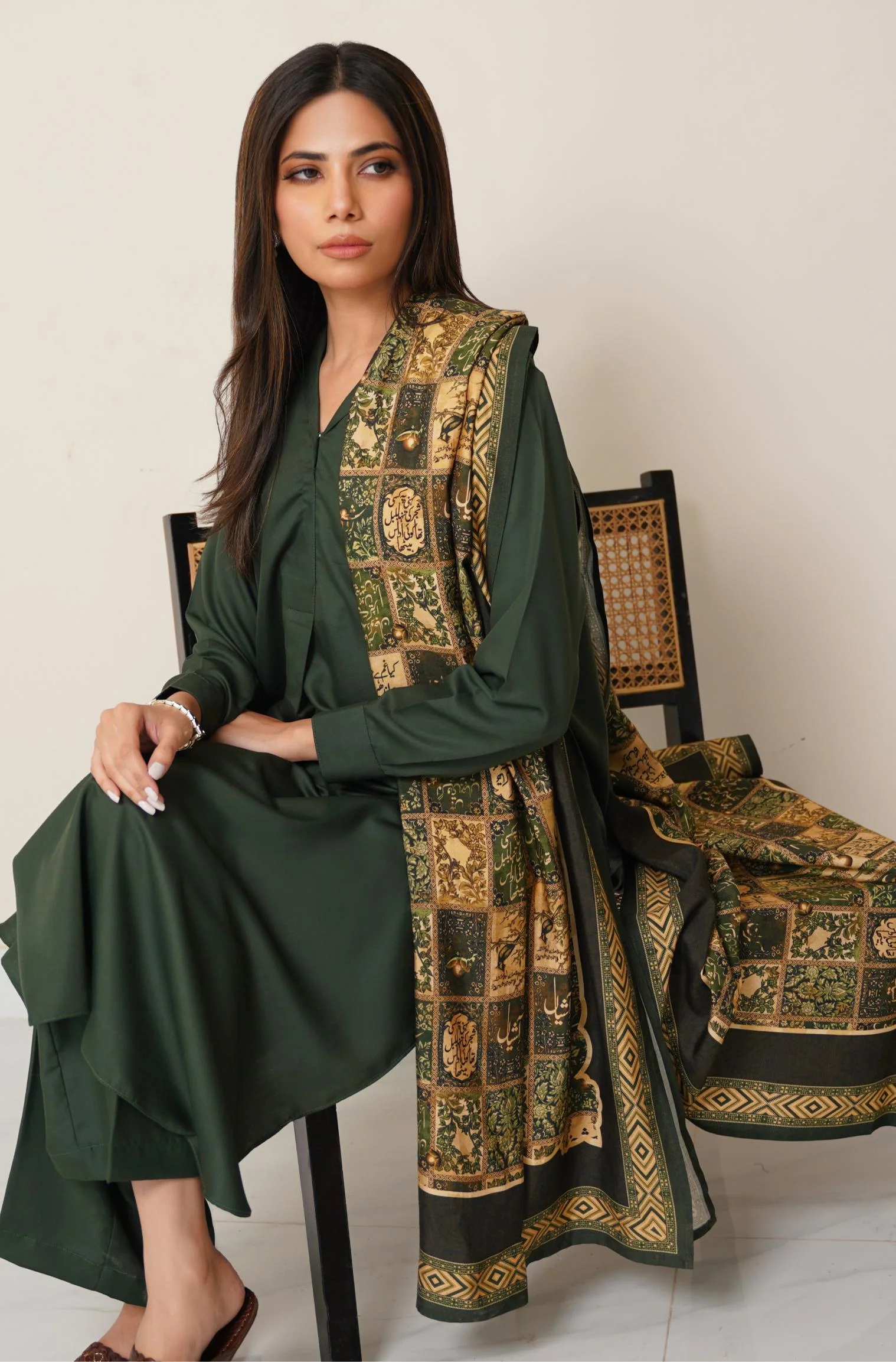 Jugnu Odhni - Royal Green - Image 7