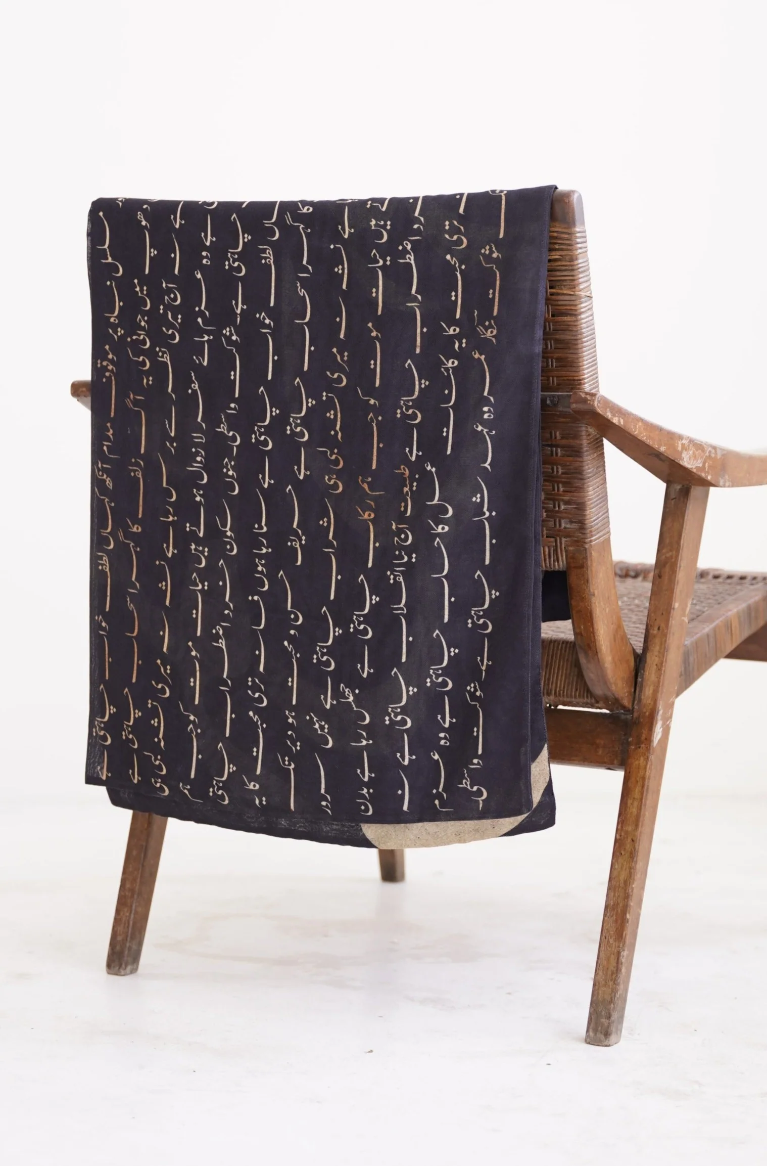 Junoon Stole - Black - Image 4