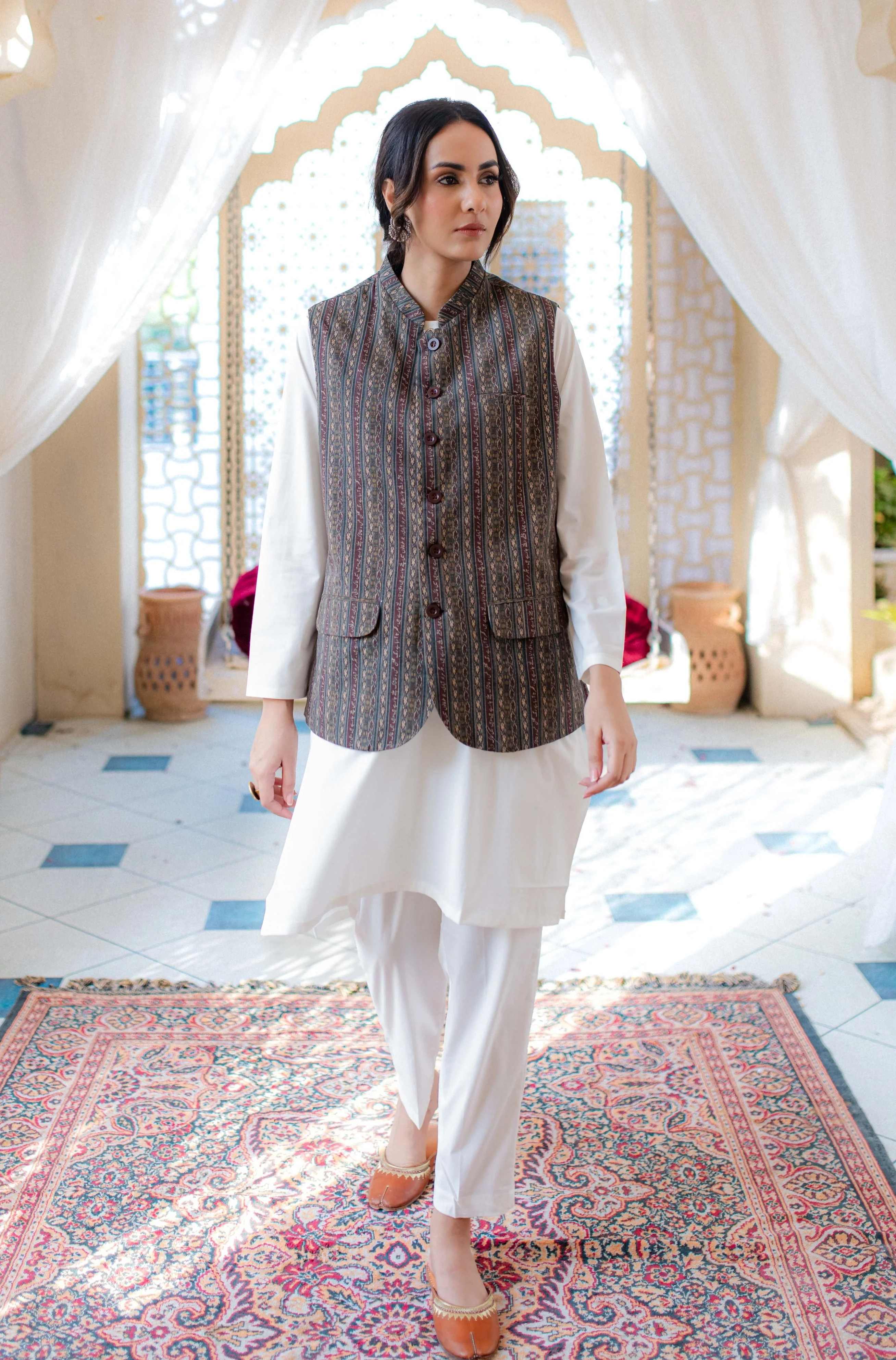 Kaavish Vasket - Green & Brown - Image 5