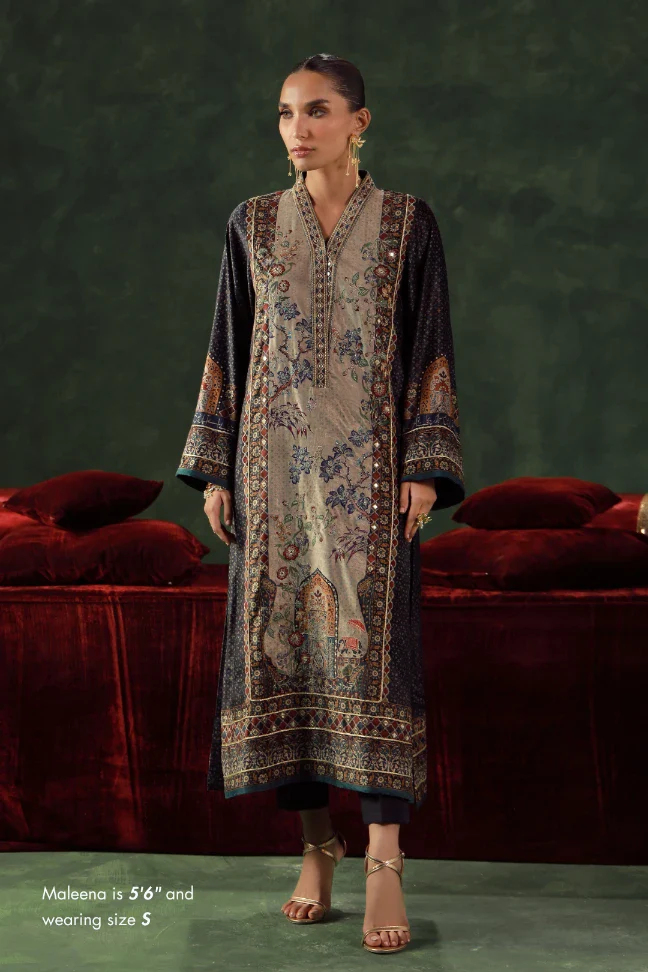 Kehkashan Velvet Set