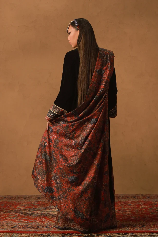 Khumar Velvet Shawl - Image 4