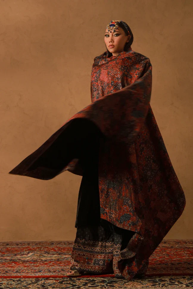 Khumar Velvet Shawl - Image 6