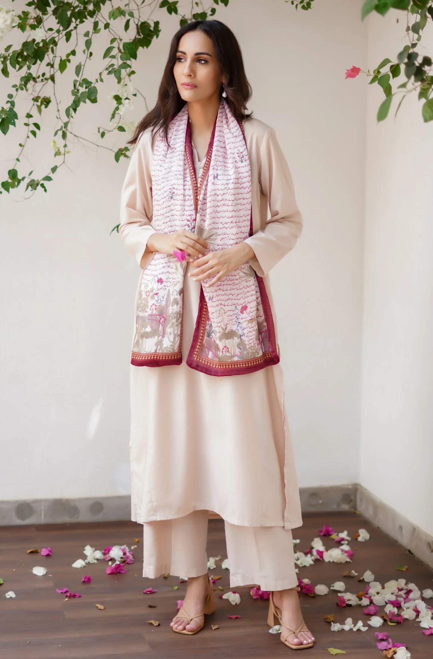 Khwahish Stole - Beige & Maroon - Image 5