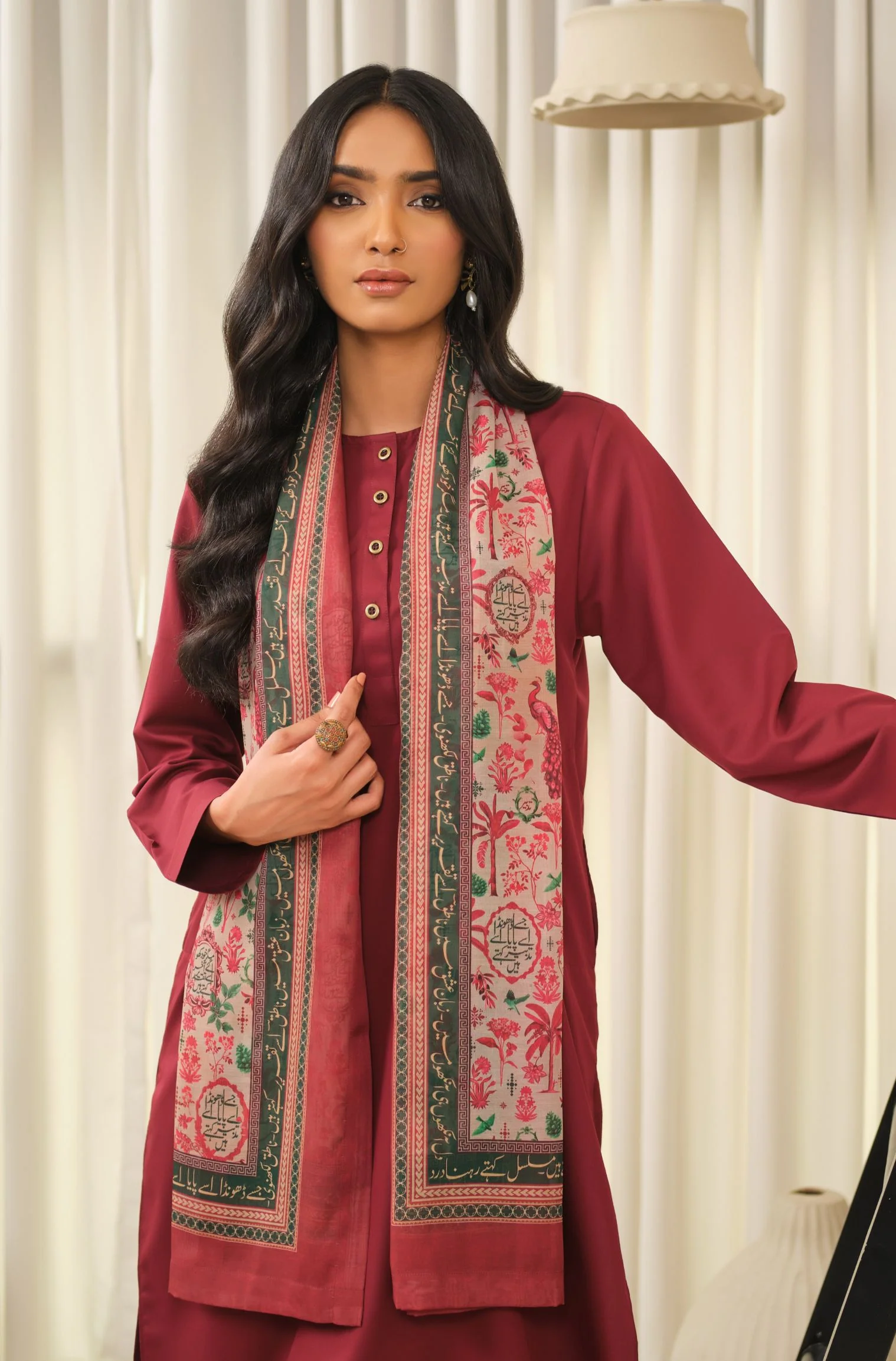 Kismat Scarf - Red - Image 2