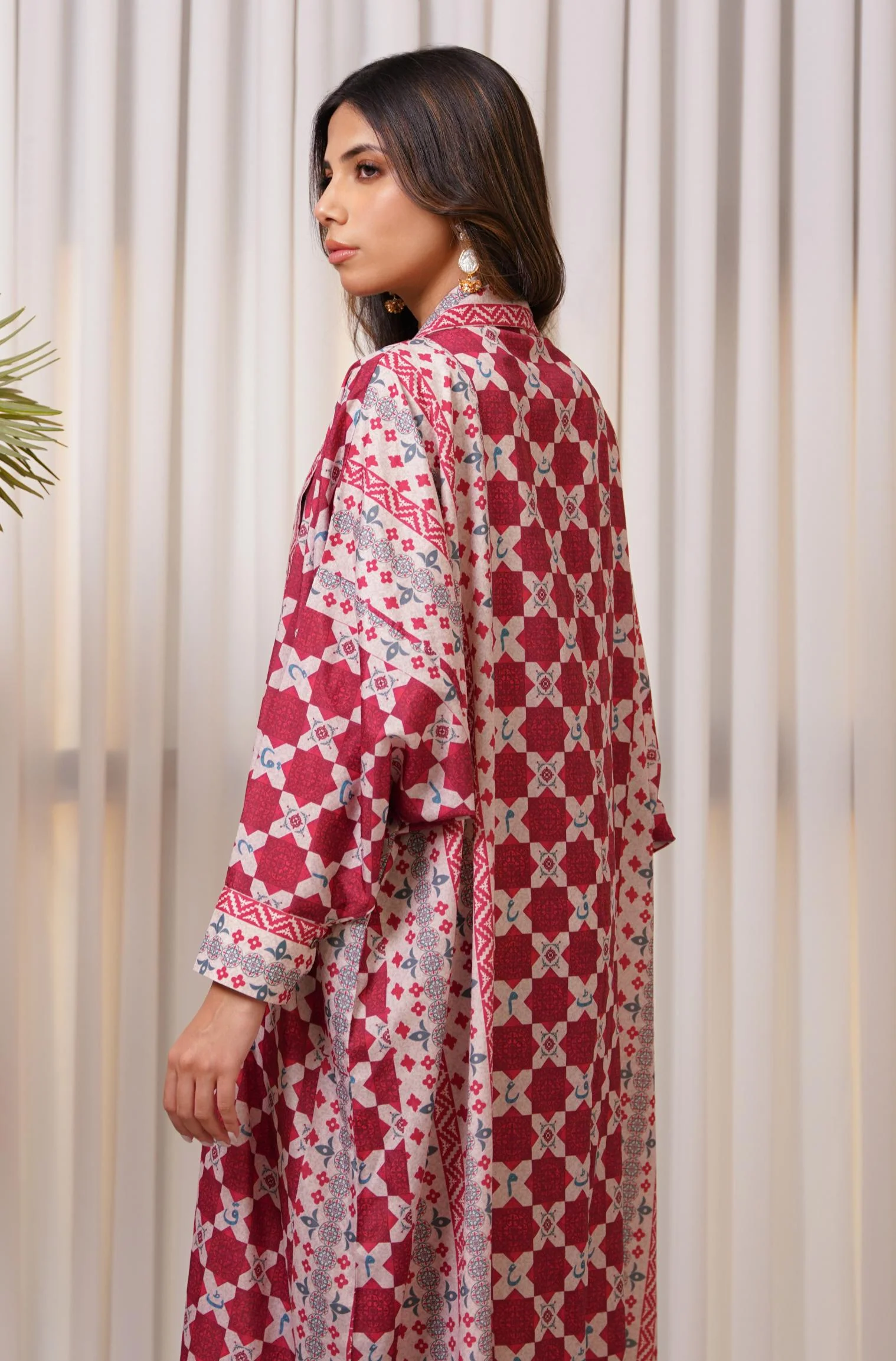 Layla Shrug - Maroon - Image 4