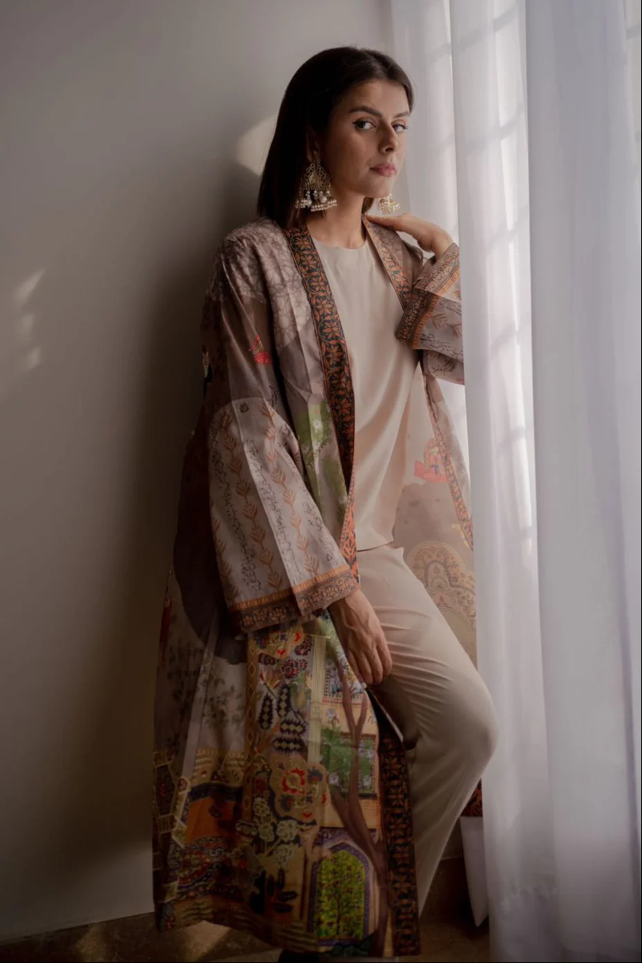 Kahaani Shrug - Grey Sand - Image 3