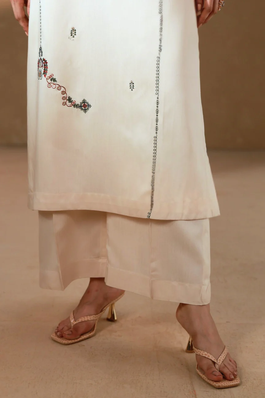 Mahjabeen Co-Ord Set - Image 6