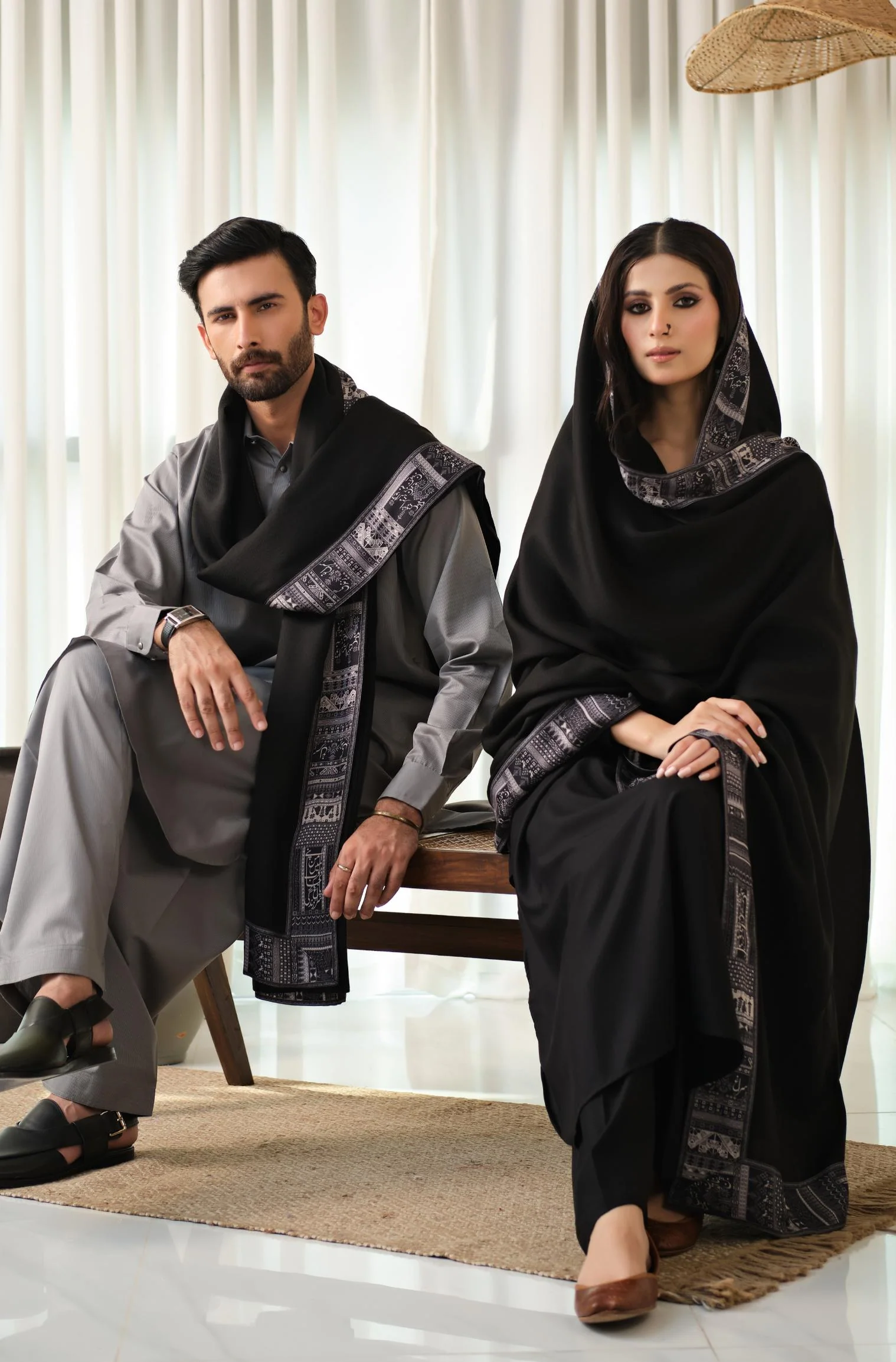 Manzil Shawl - Black