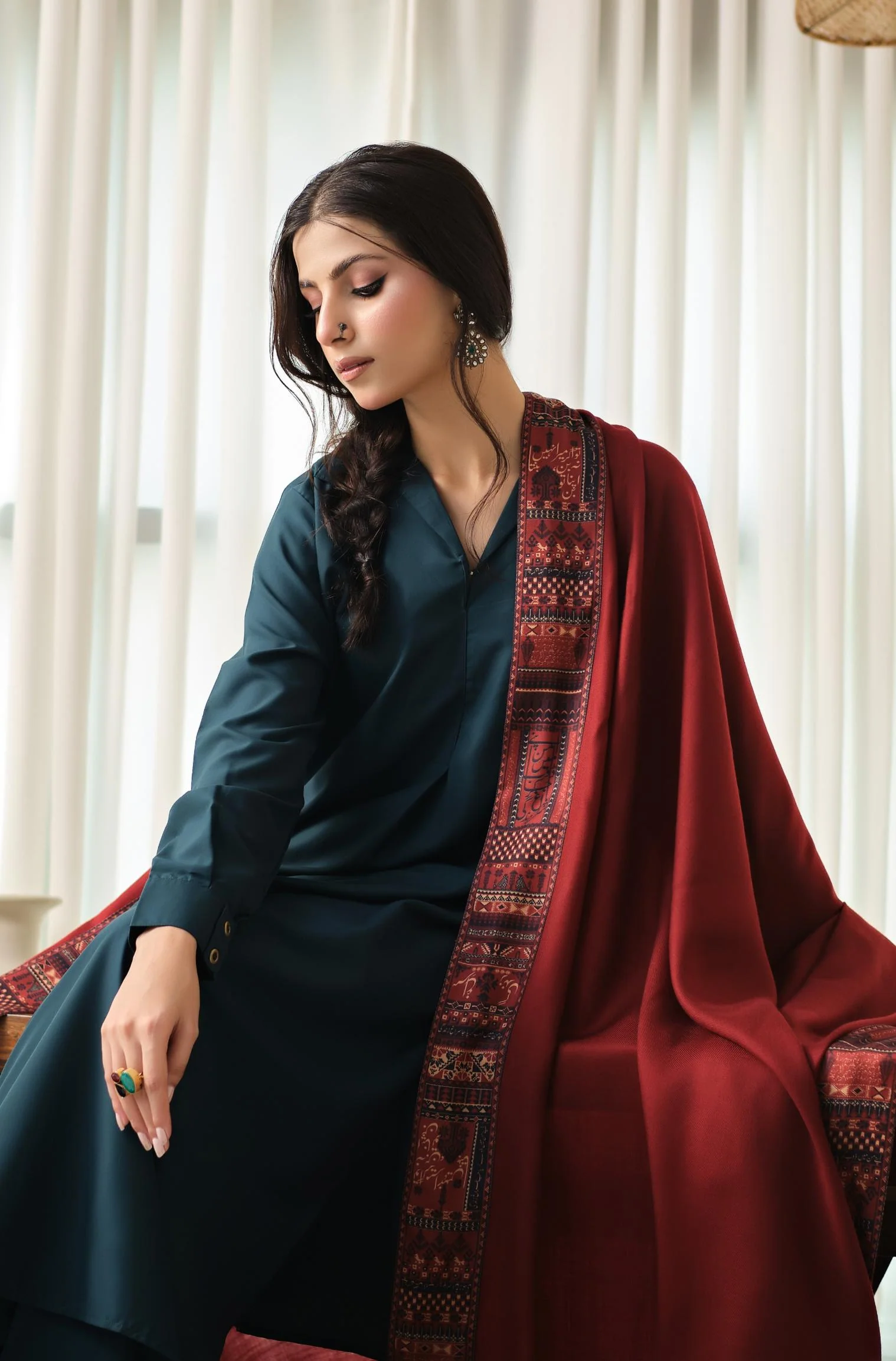 Manzil Shawl - Maroon - Image 4