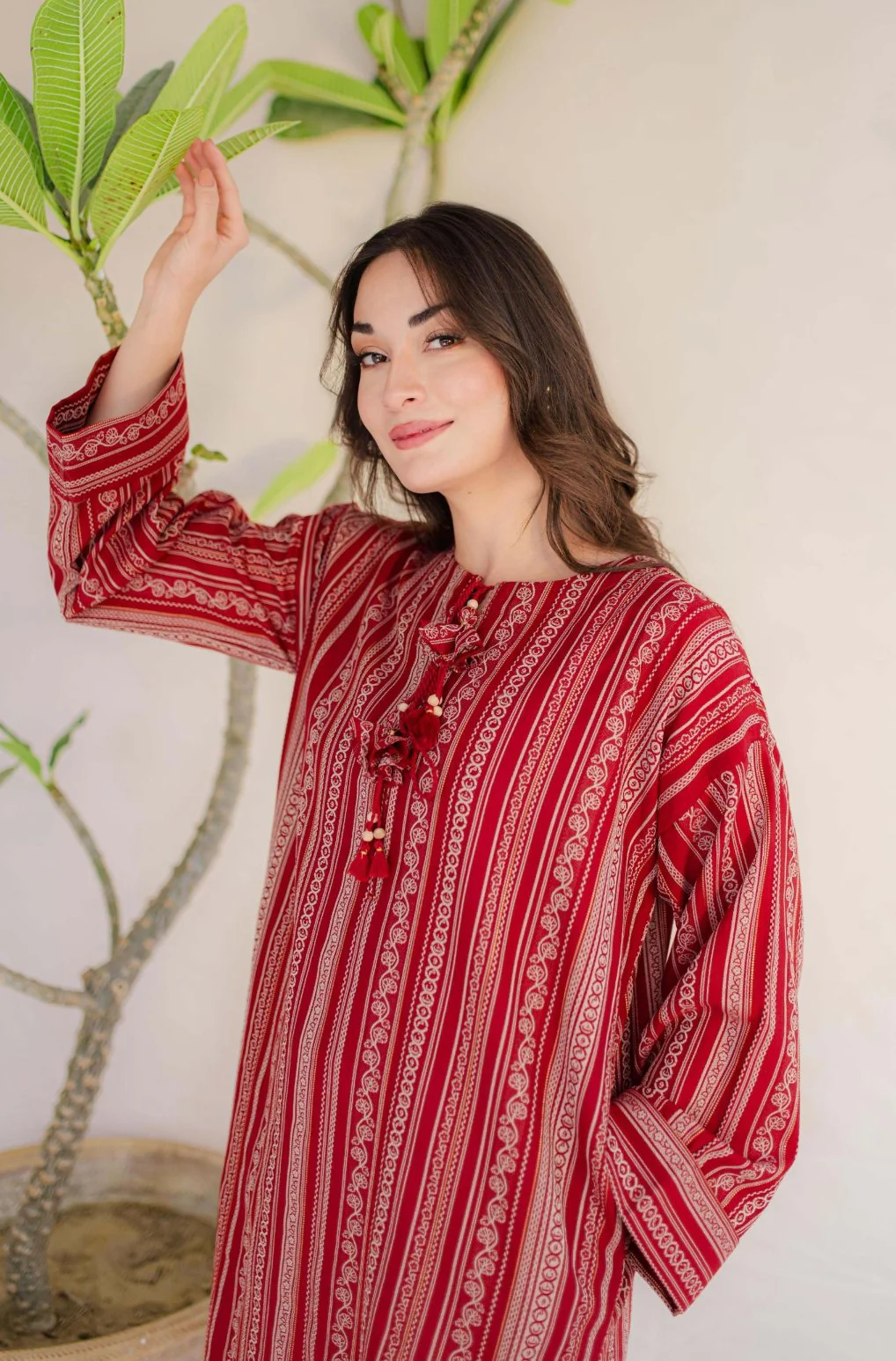 Manzil Weaved Kurta - Red - Image 2