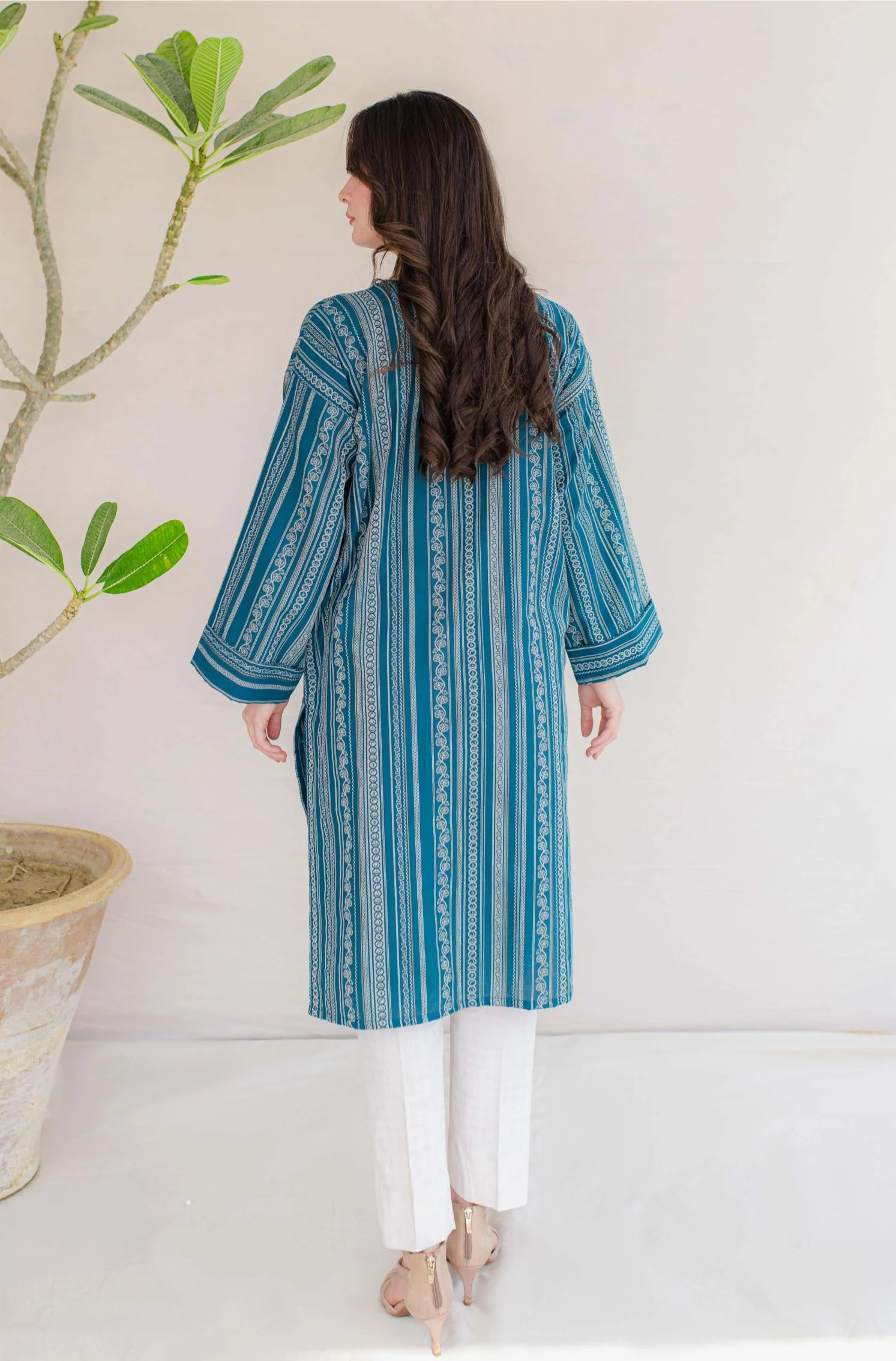 Manzil Weaved Kurta - Teal - Image 3