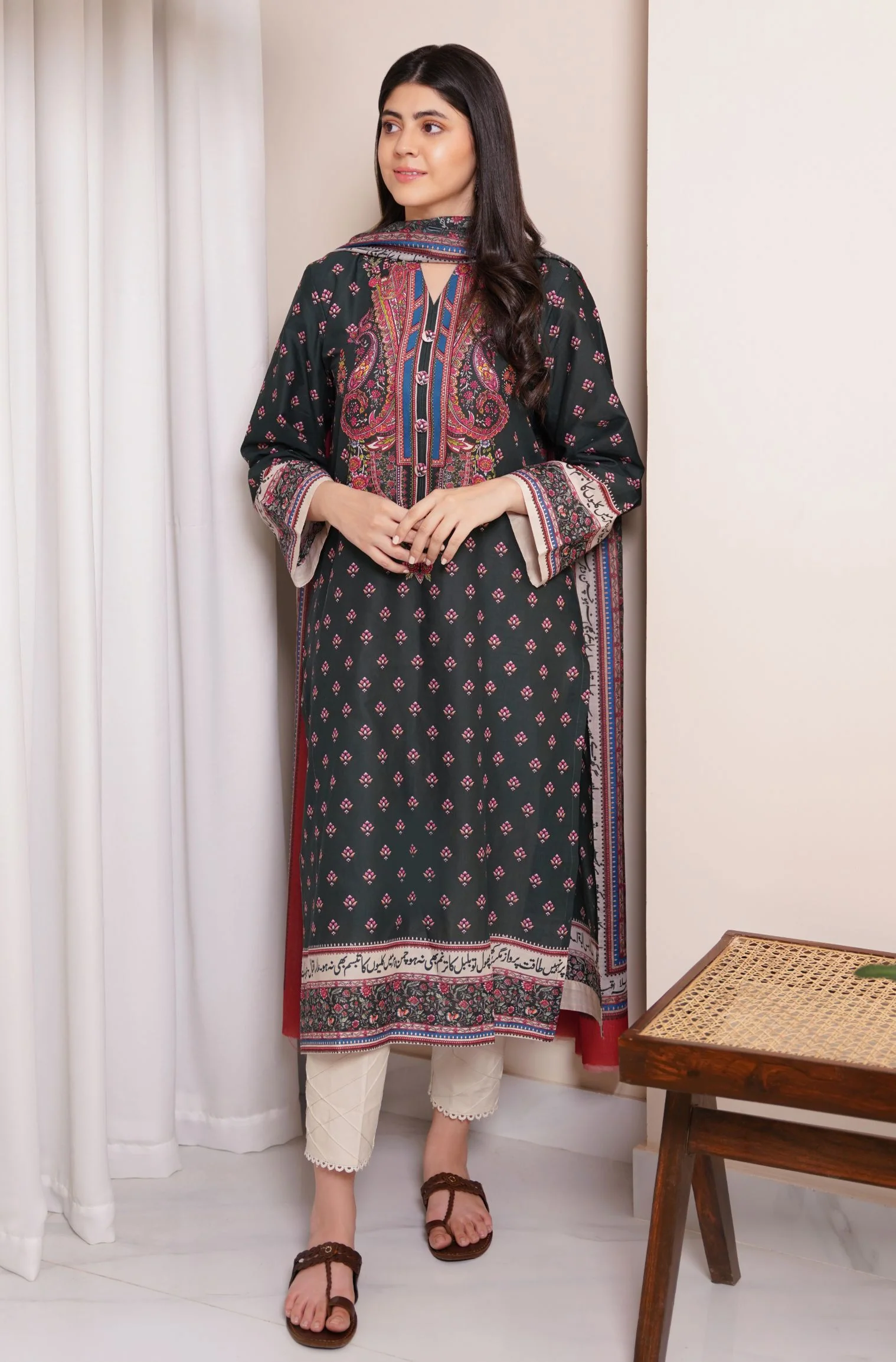 Meher Kurta - Dark Green - Image 4
