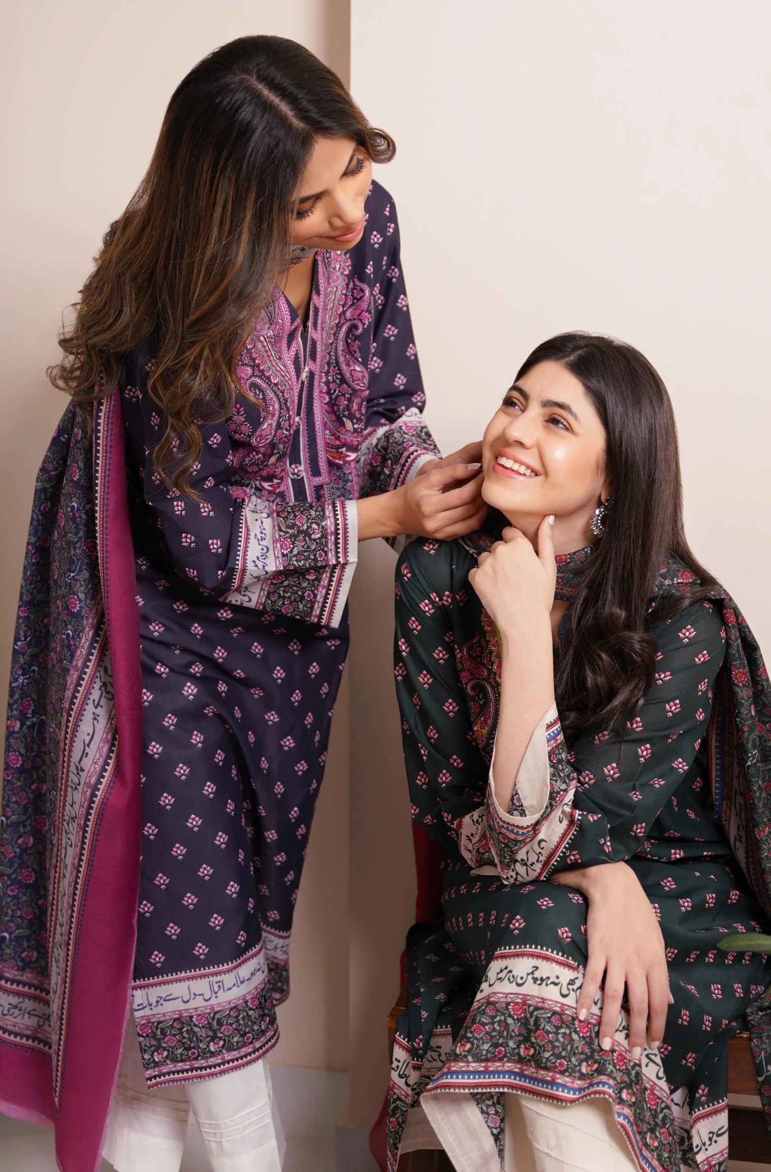 Meher Kurta - Dark Green - Image 9