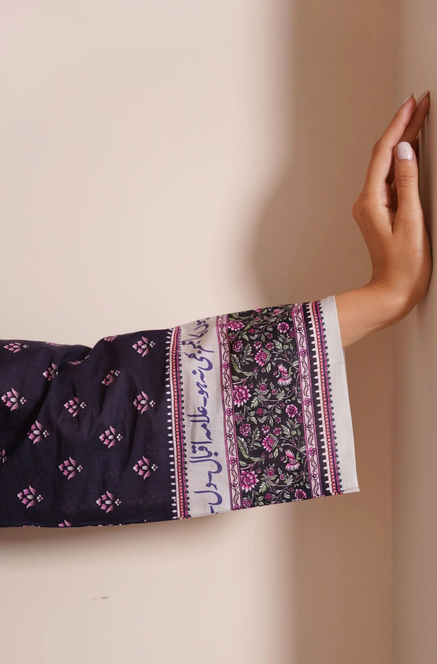 Meher Kurta - Dark Purple - Image 7
