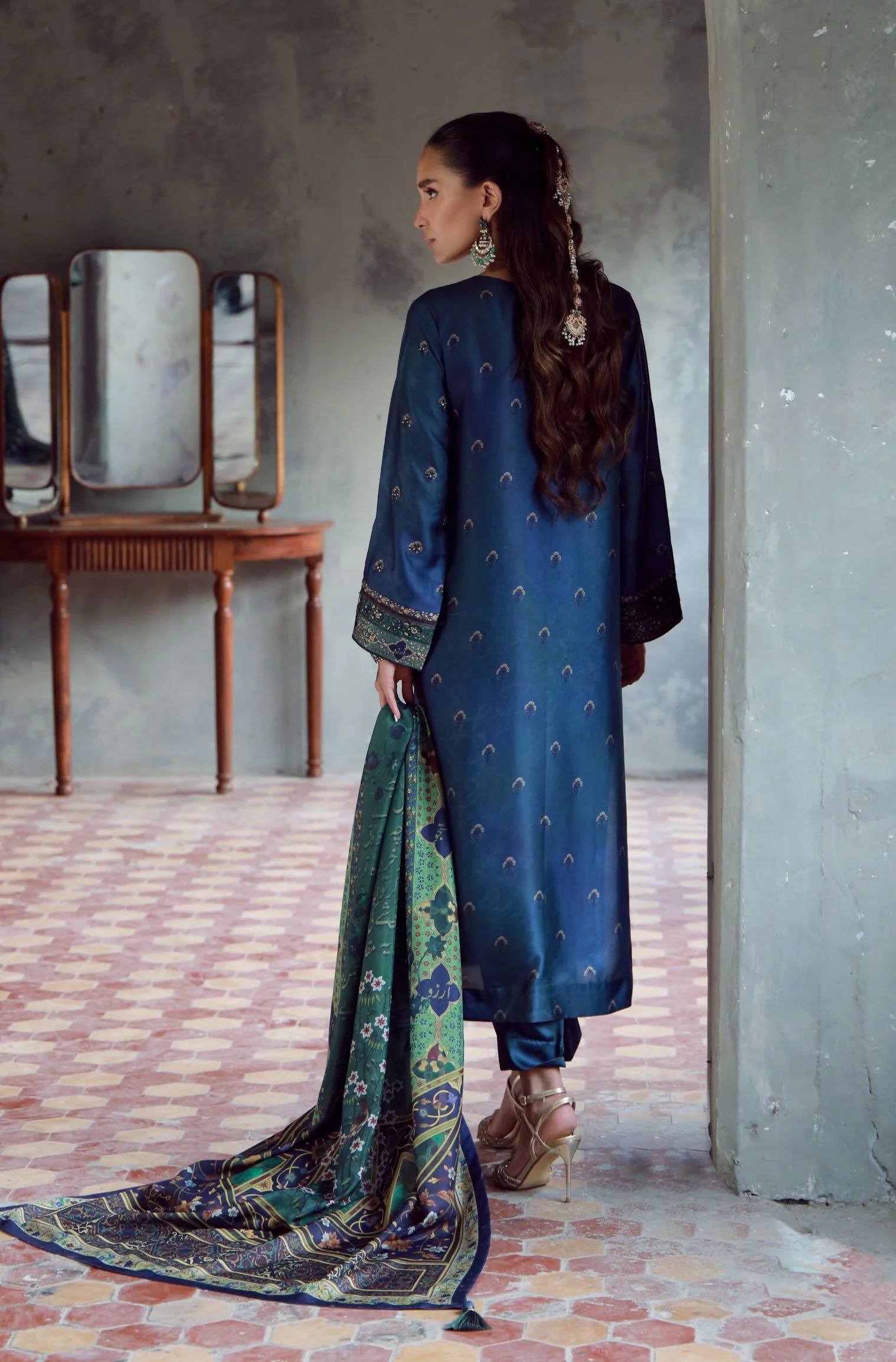 Naina Set - Image 3