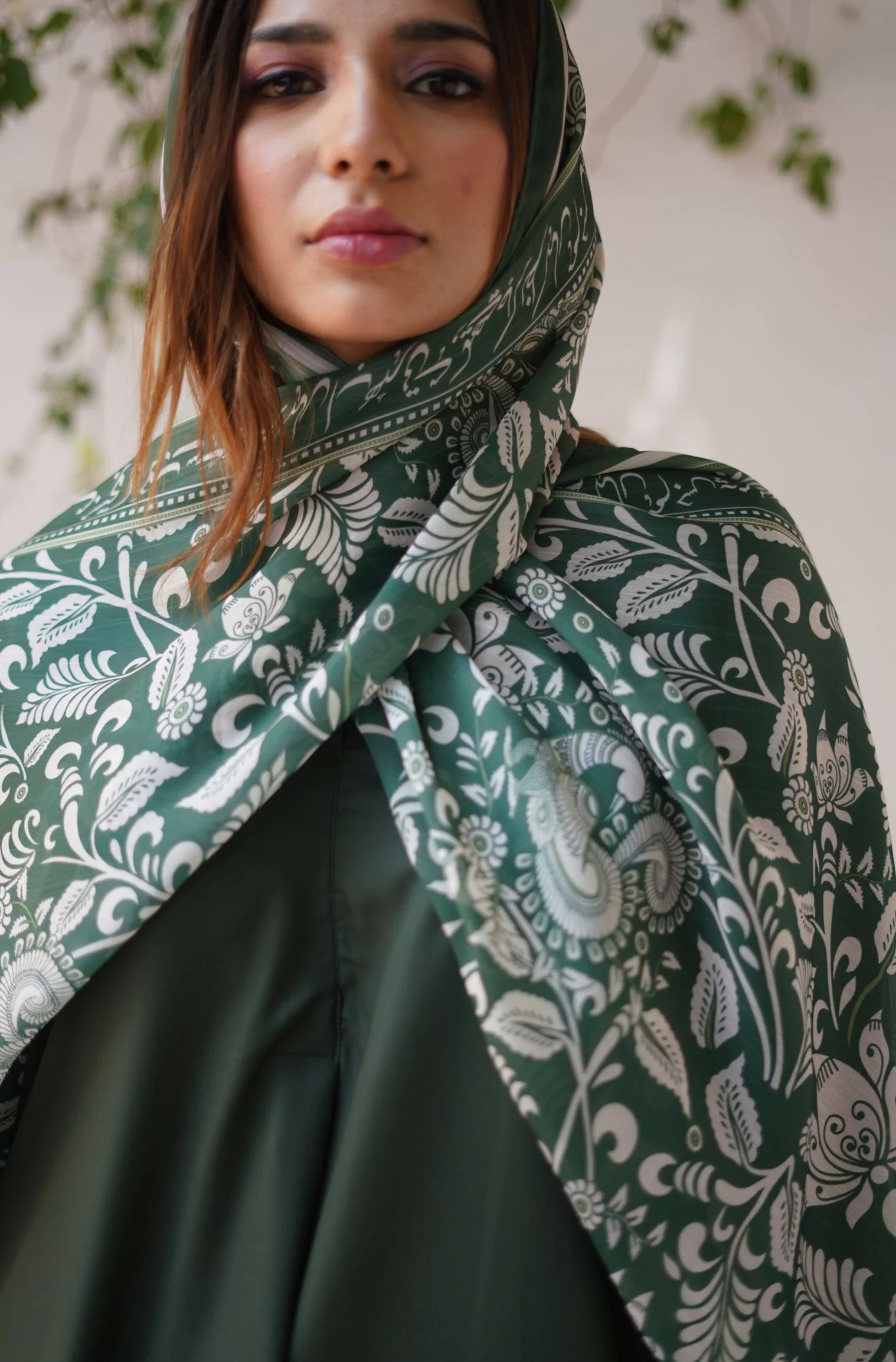 Nayaab Scarf - Forest Green - Image 4