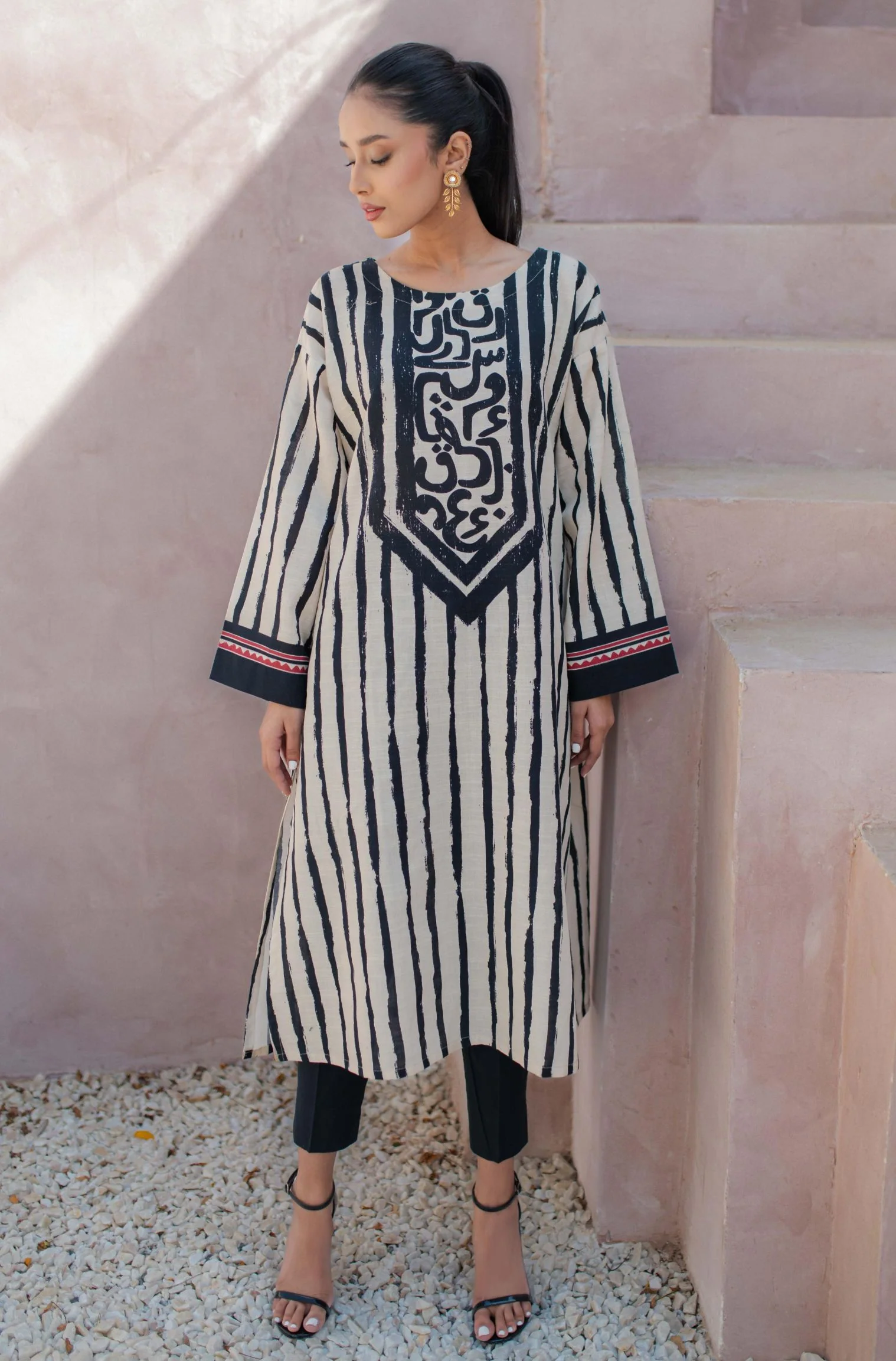 Paheli Kurta - Cream & Black - Image 2