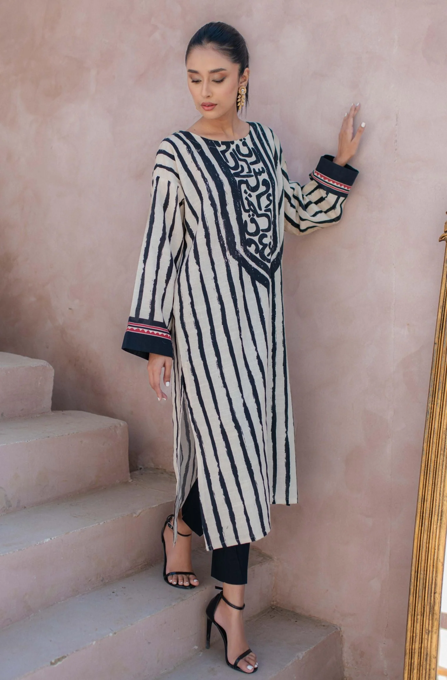 Paheli Lawn Kurta - Cream & Black - Image 5