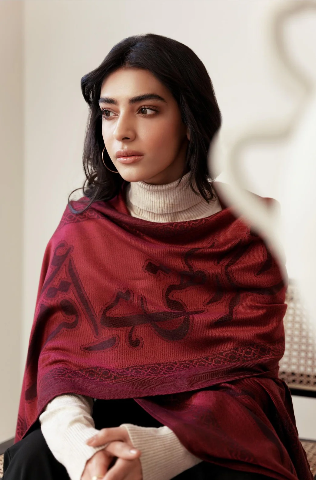 Parvaaz Weaved Stole - Maroon - Image 4