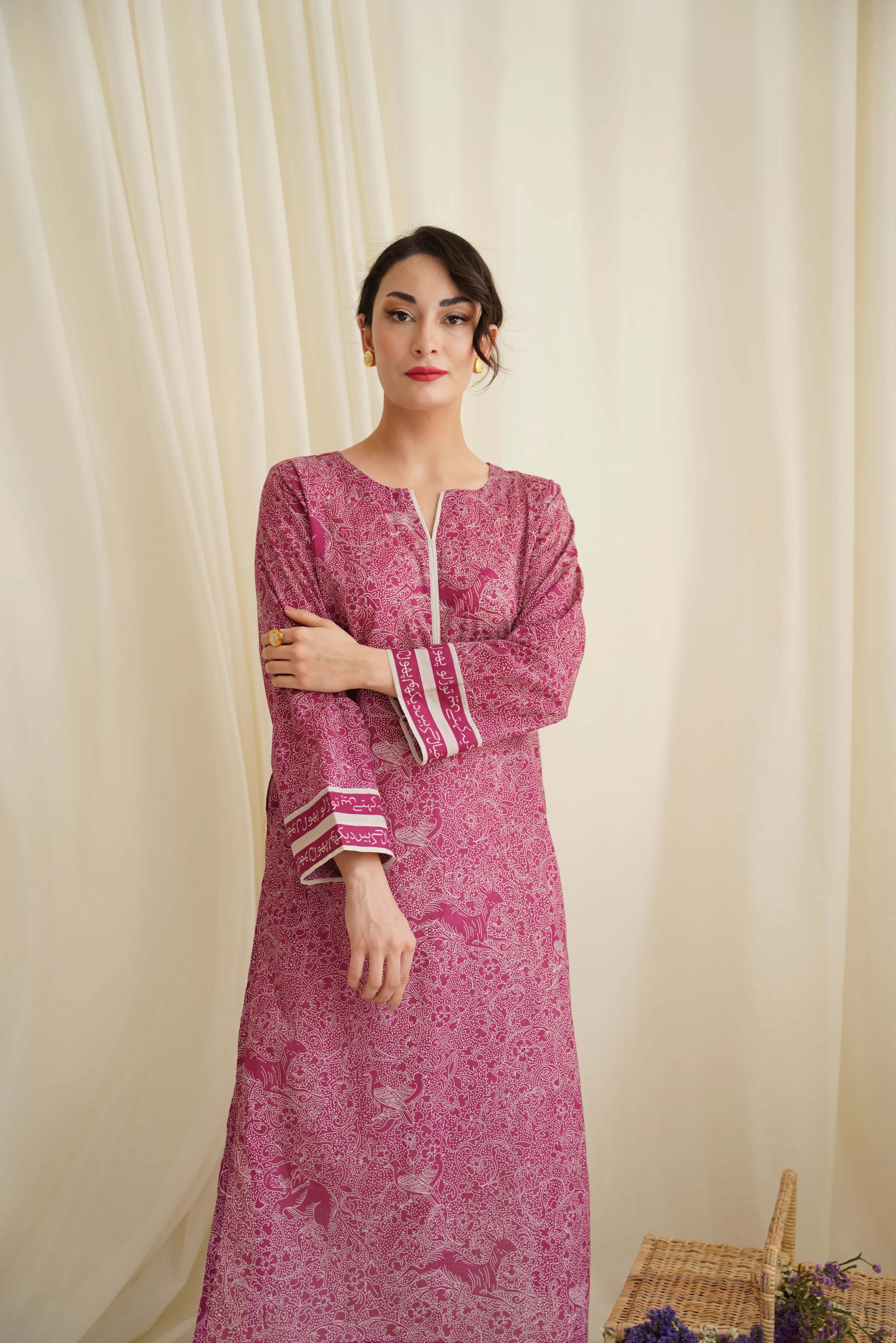 Magenta Aaina Lawn Kurta - Image 3