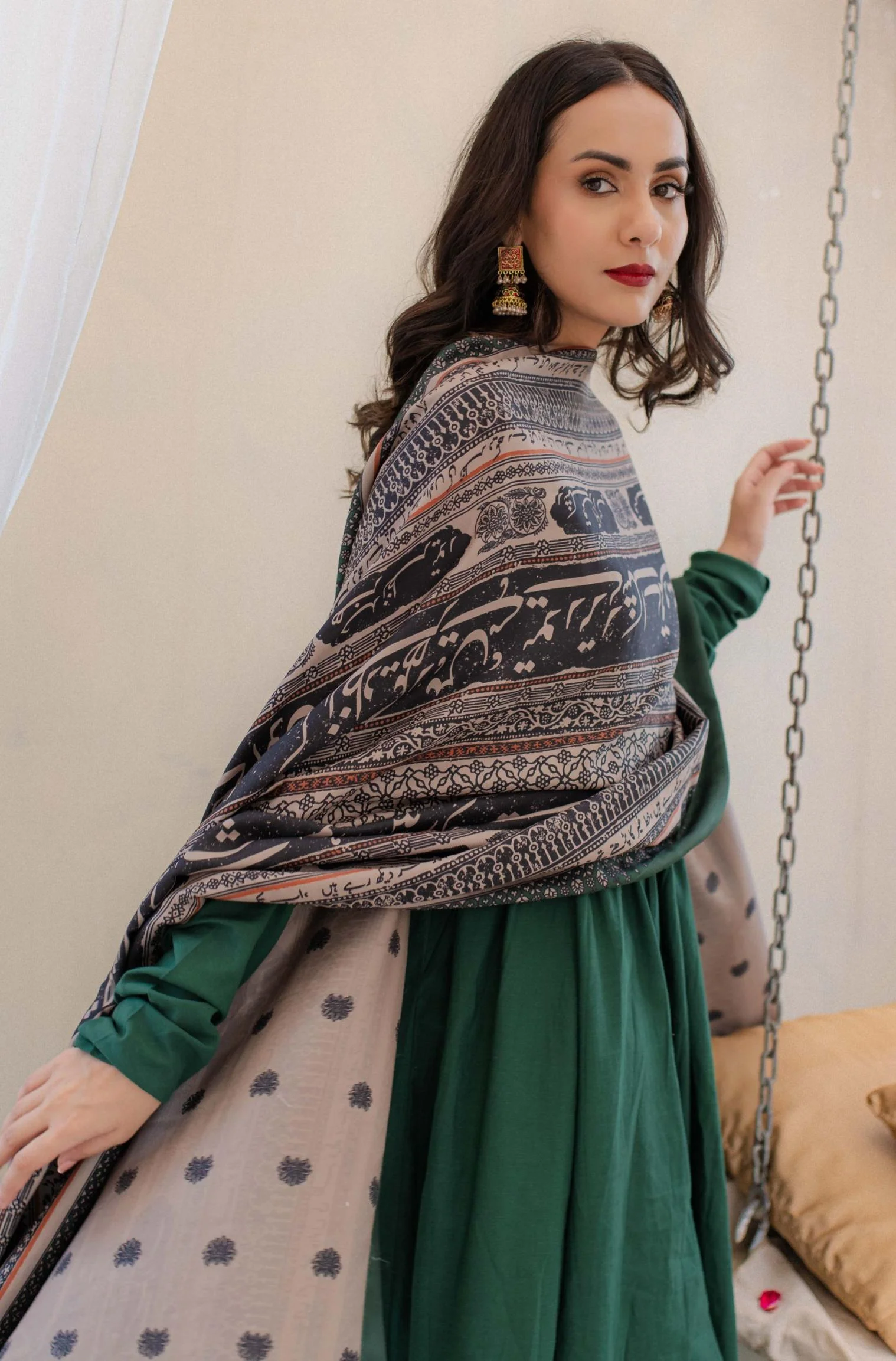 Rashk Shawl - Green & Beige - Image 4