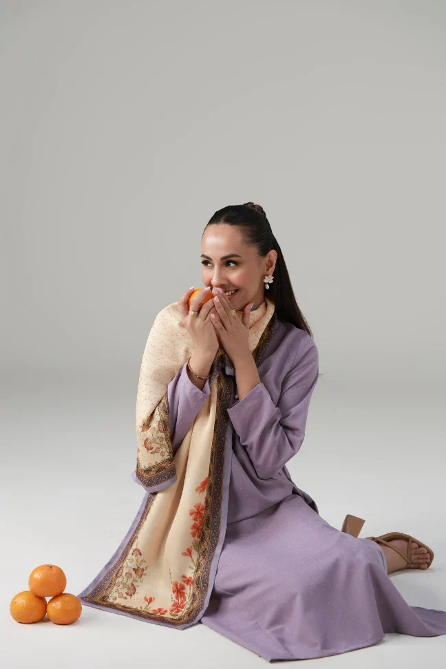 Rehguzar Stole - Image 7