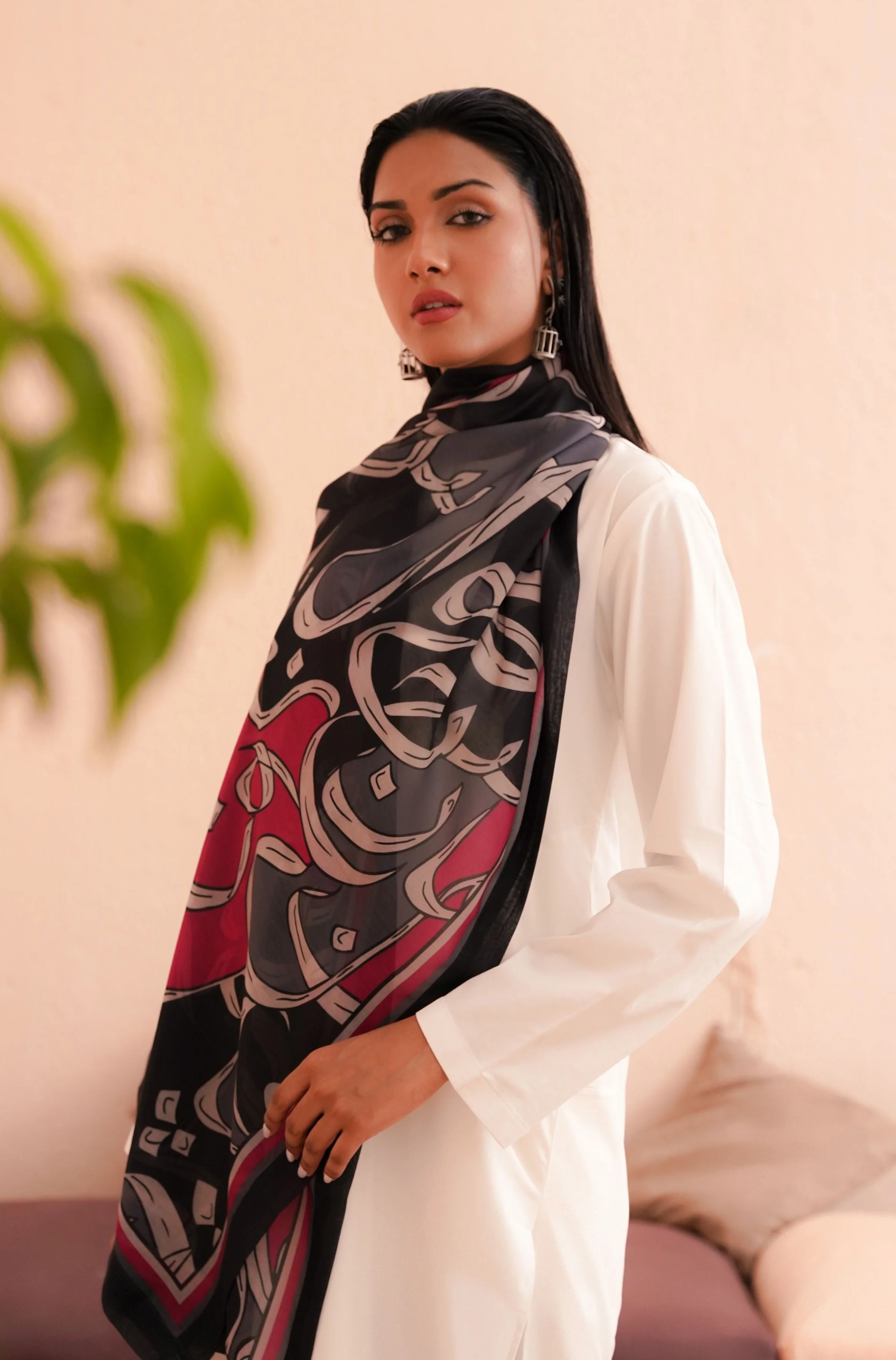 Rung Scarf - Black & Pink