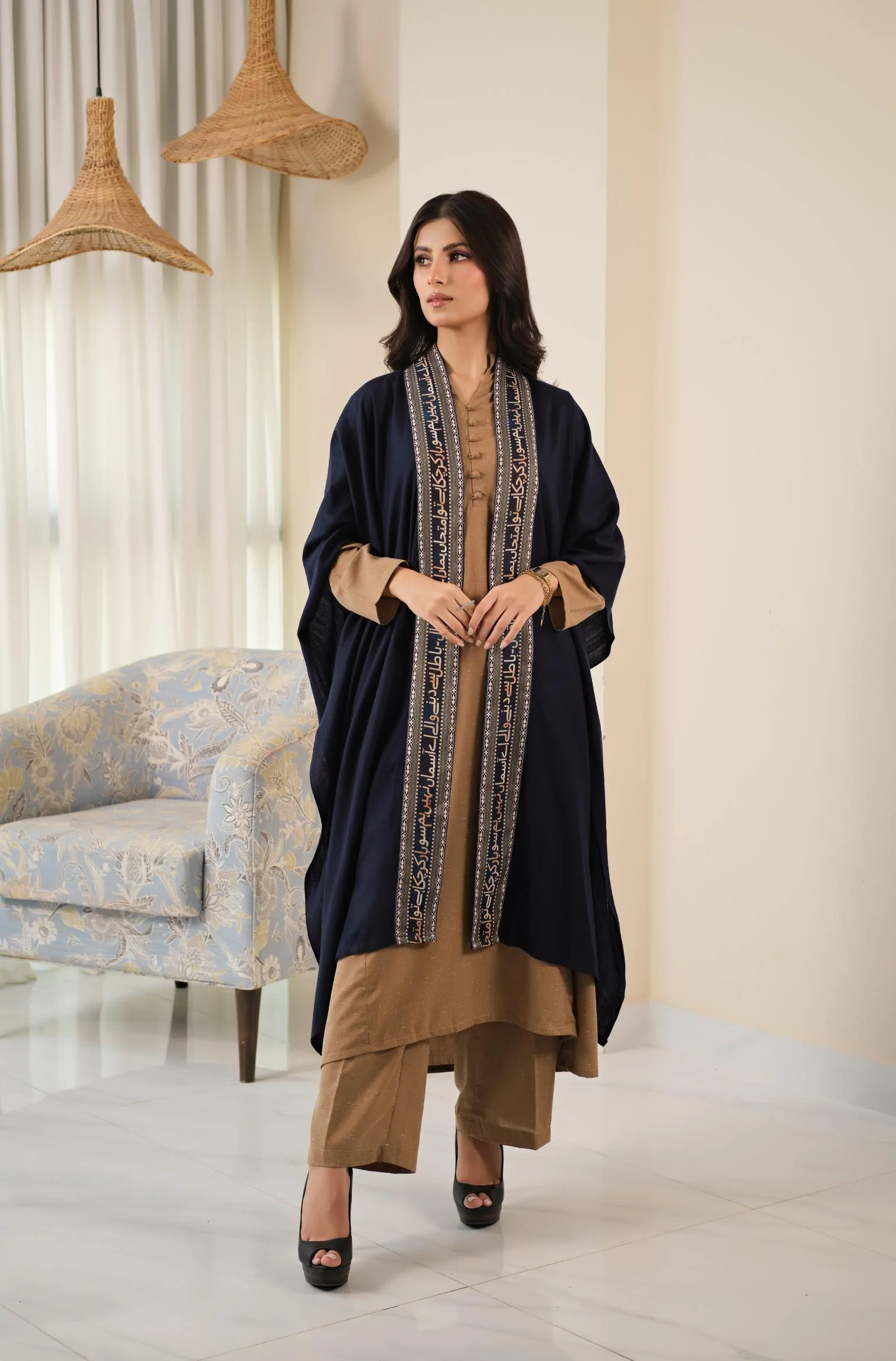 Sabaat Cape - Blue & Green - Image 2