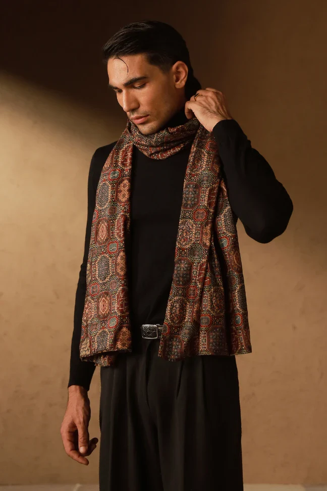 Sarfarosh Velvet Stole - Image 8