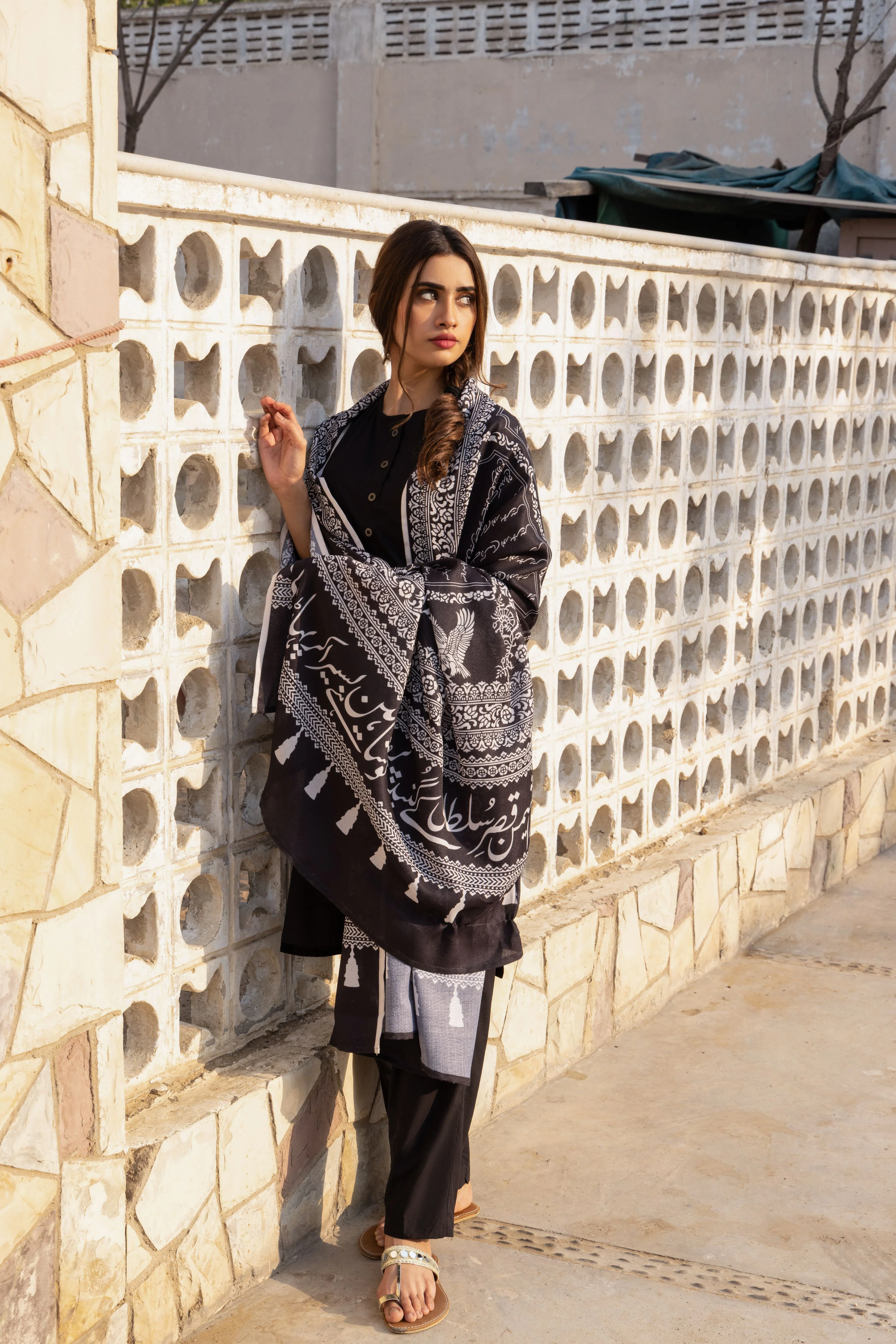 Shaheen Odhni - Raven Black with White Text - Image 4