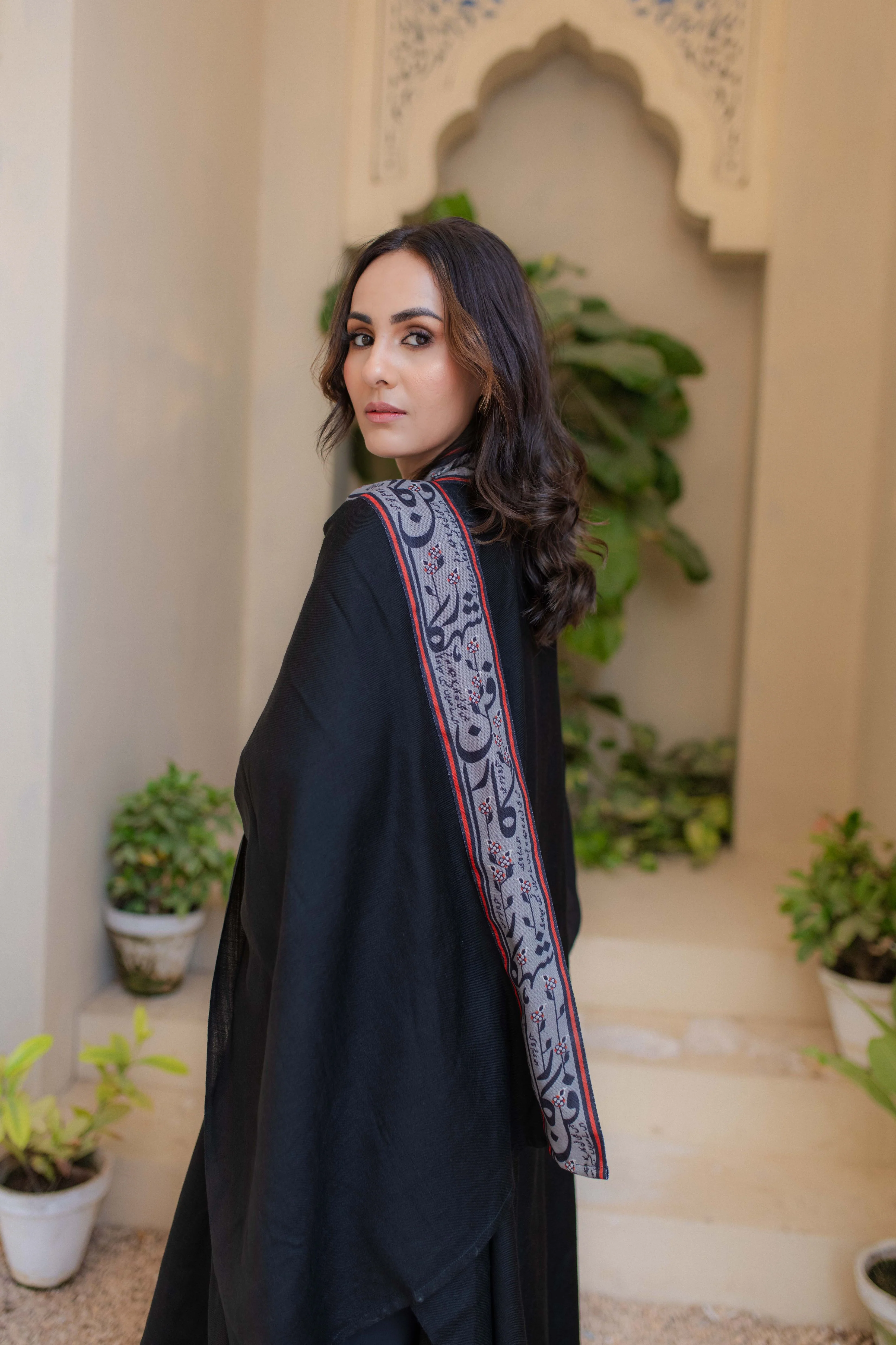 Shahkaar Cape - Black and Grey - Image 4