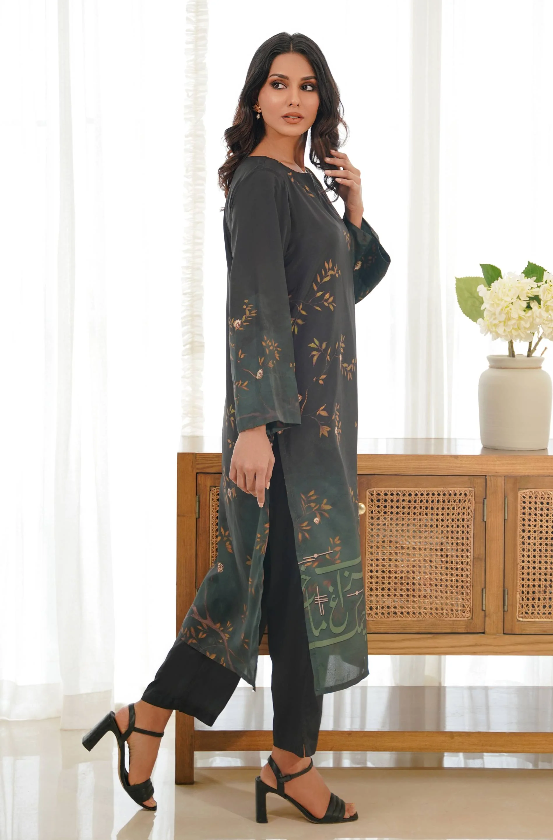 Shajar Co-ord Set - Black & Green - Image 6