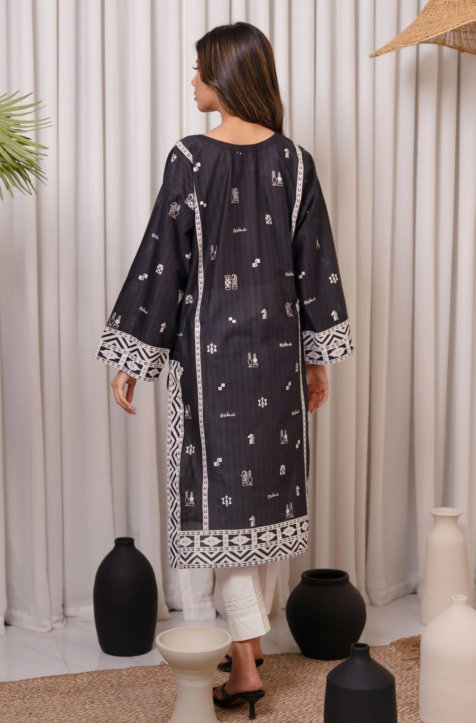 Shatranj Kurta - Black - Image 3