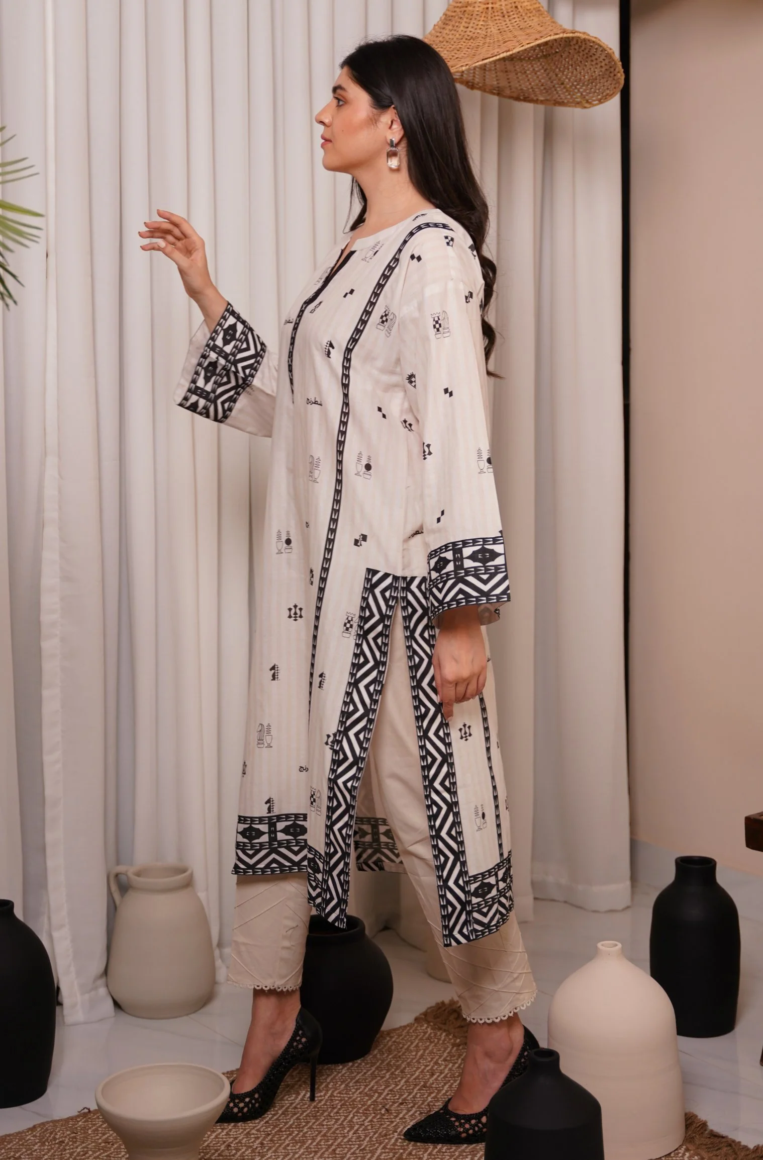 Shatranj Kurta - White - Image 4